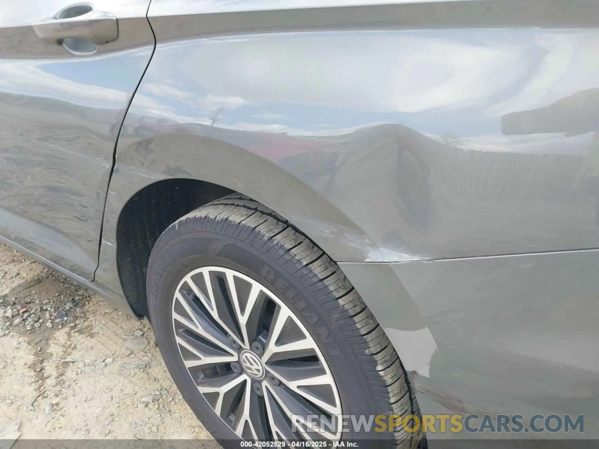 17 Фотография поврежденного автомобиля 3VWE57BU8KM115524 VOLKSWAGEN JETTA 2019