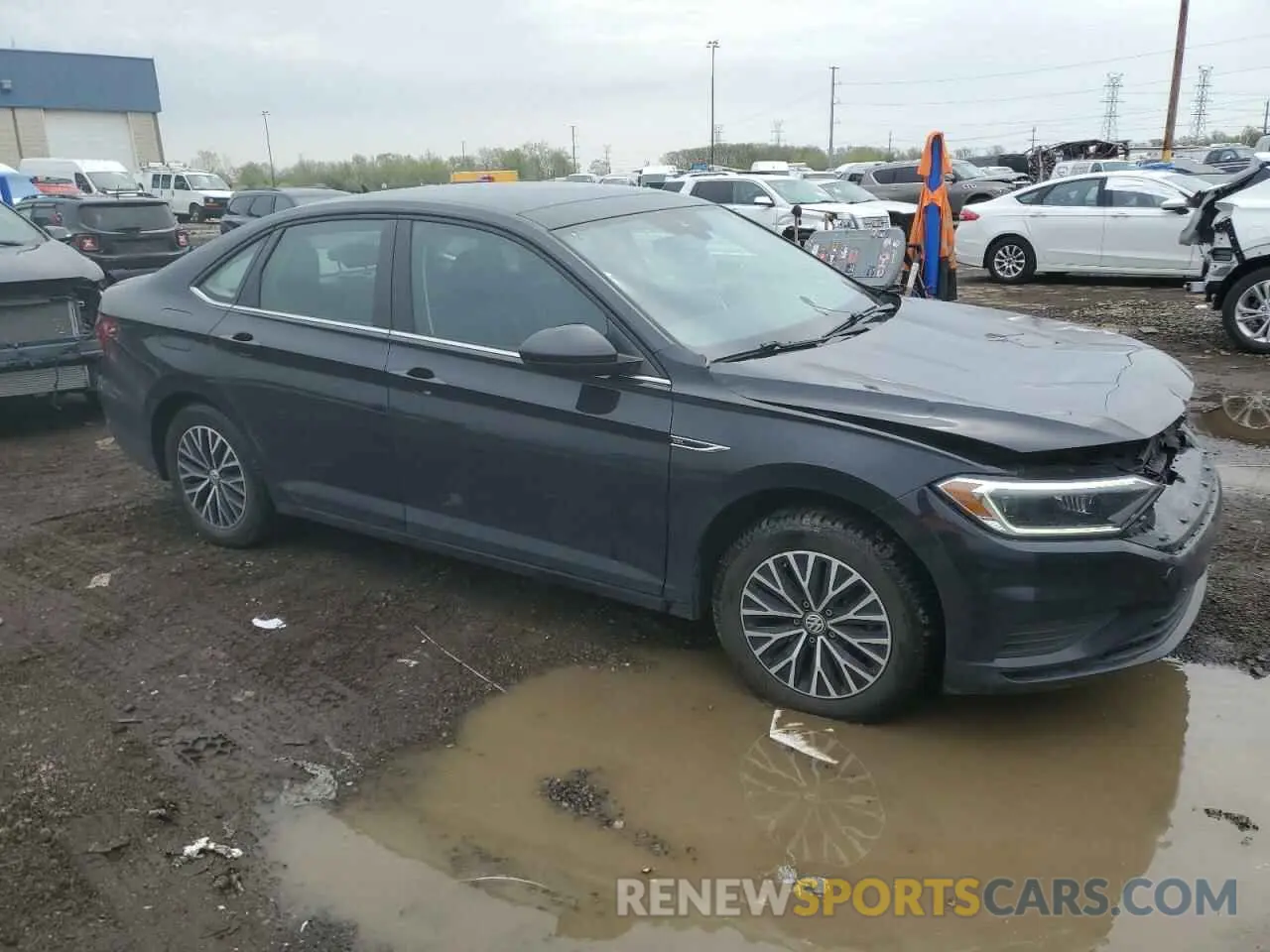 4 Photograph of a damaged car 3VWE57BU9KM152369 VOLKSWAGEN JETTA 2019