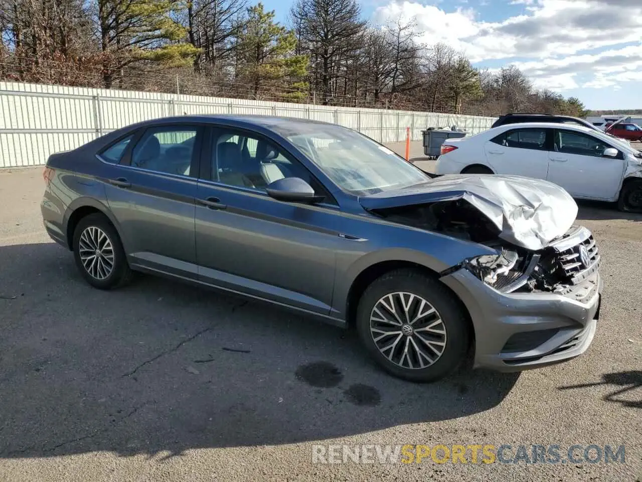 4 Photograph of a damaged car 3VWEB7BU3KM202031 VOLKSWAGEN JETTA 2019
