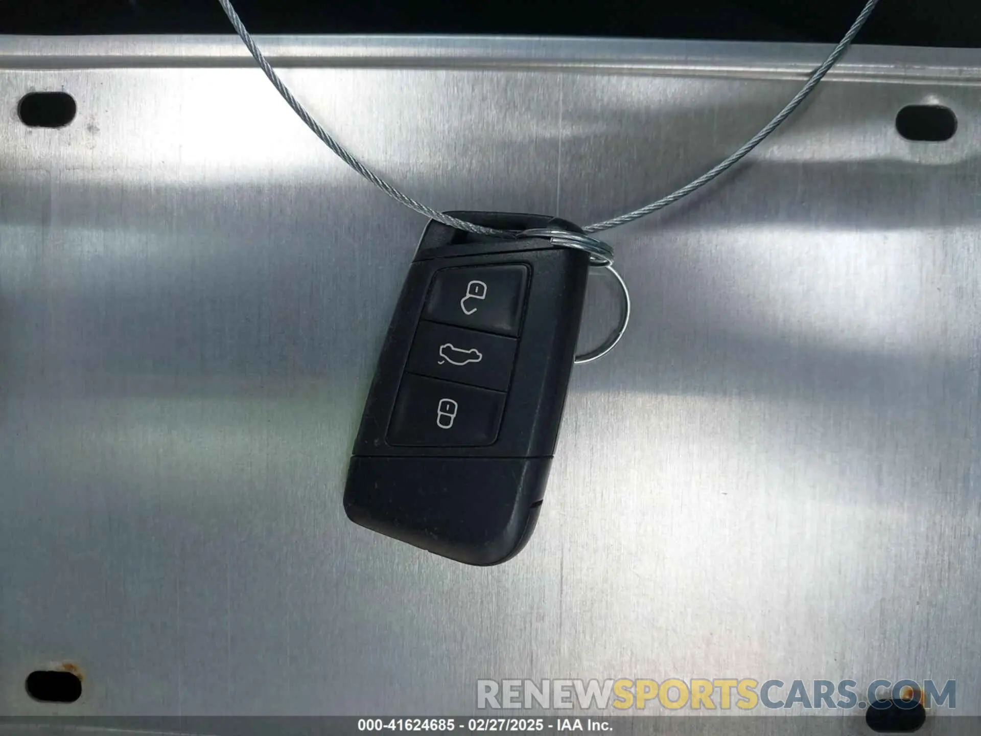 11 Photograph of a damaged car 3VWG57BU6KM112372 VOLKSWAGEN JETTA 2019