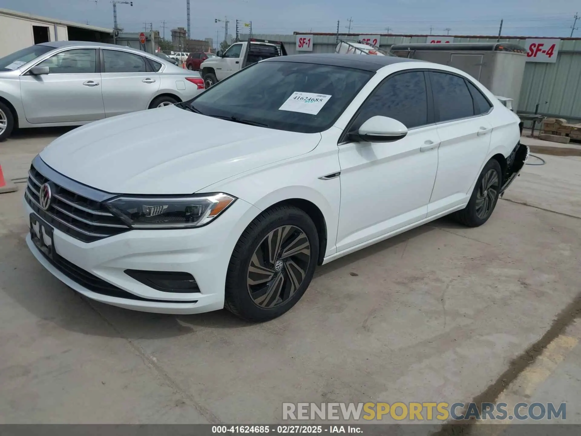 2 Photograph of a damaged car 3VWG57BU6KM112372 VOLKSWAGEN JETTA 2019