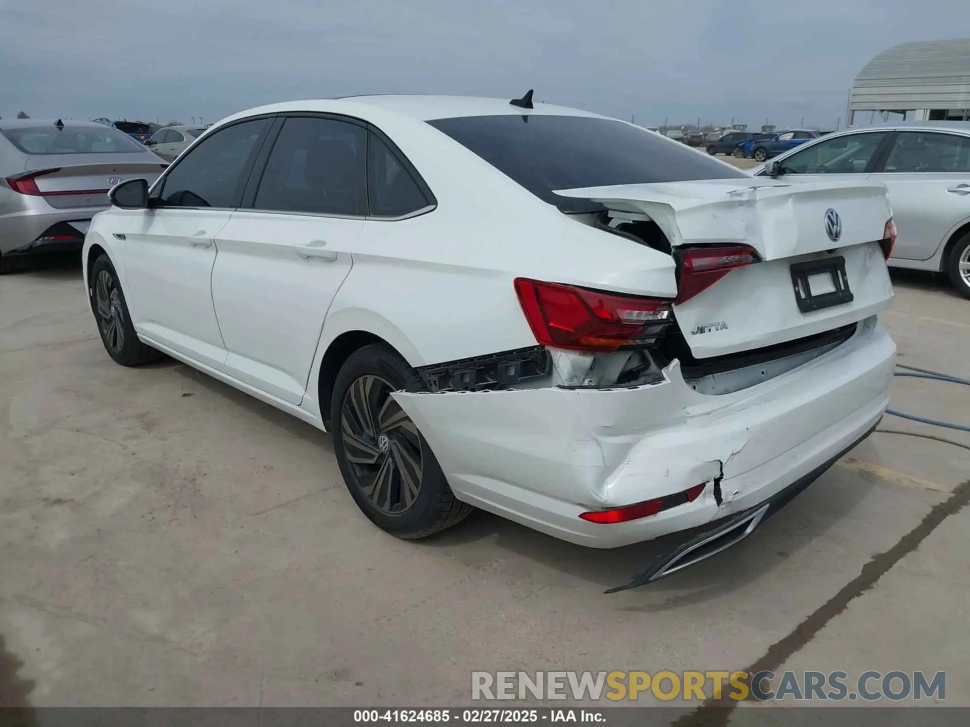 3 Photograph of a damaged car 3VWG57BU6KM112372 VOLKSWAGEN JETTA 2019