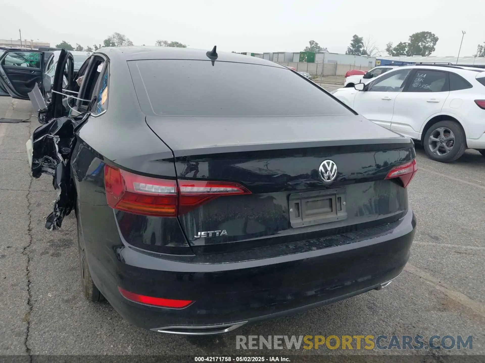 16 Photograph of a damaged car 3VWG57BU8KM087653 VOLKSWAGEN JETTA 2019