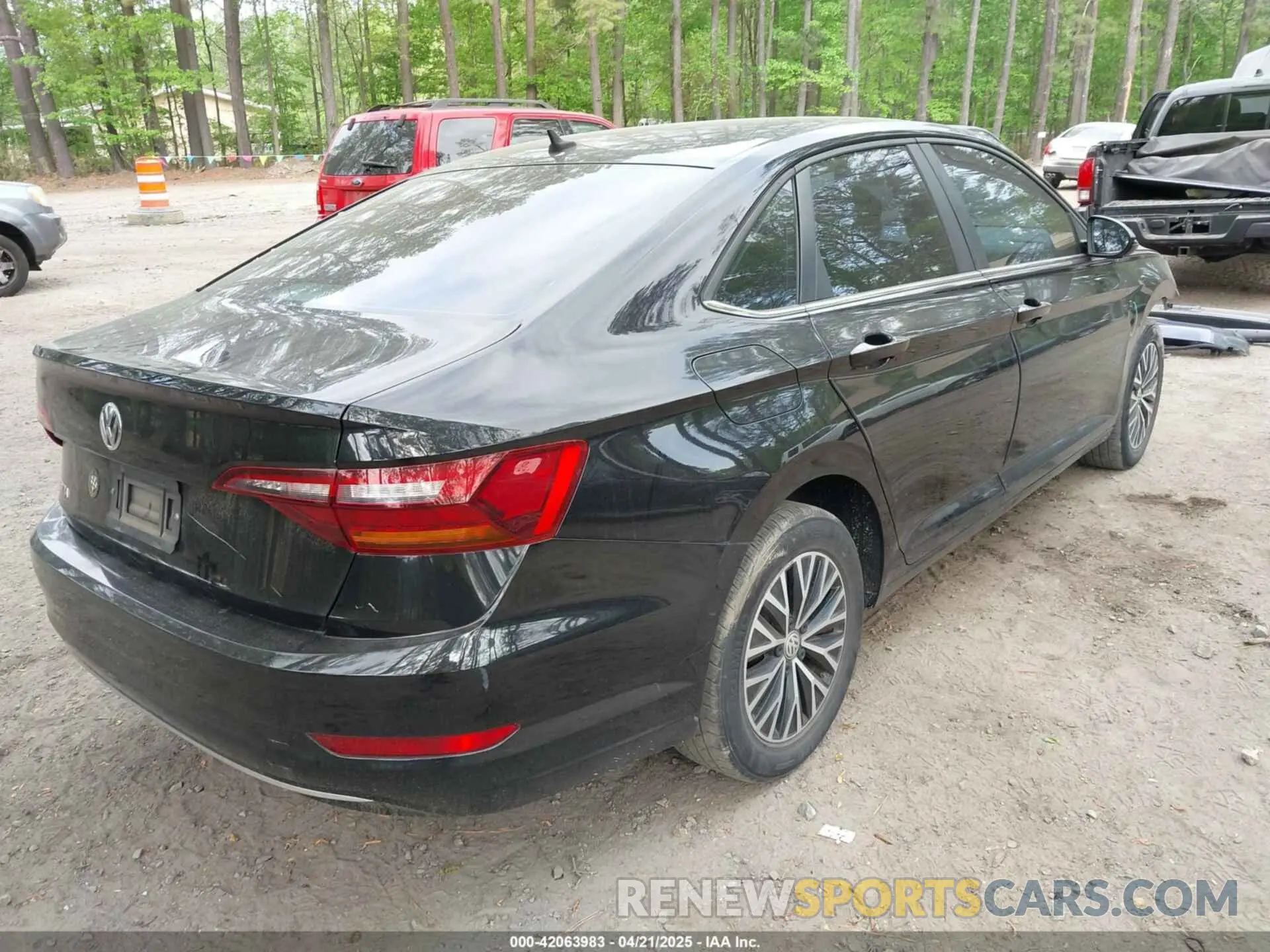 4 Photograph of a damaged car 3VWN57BU1KM050449 VOLKSWAGEN JETTA 2019