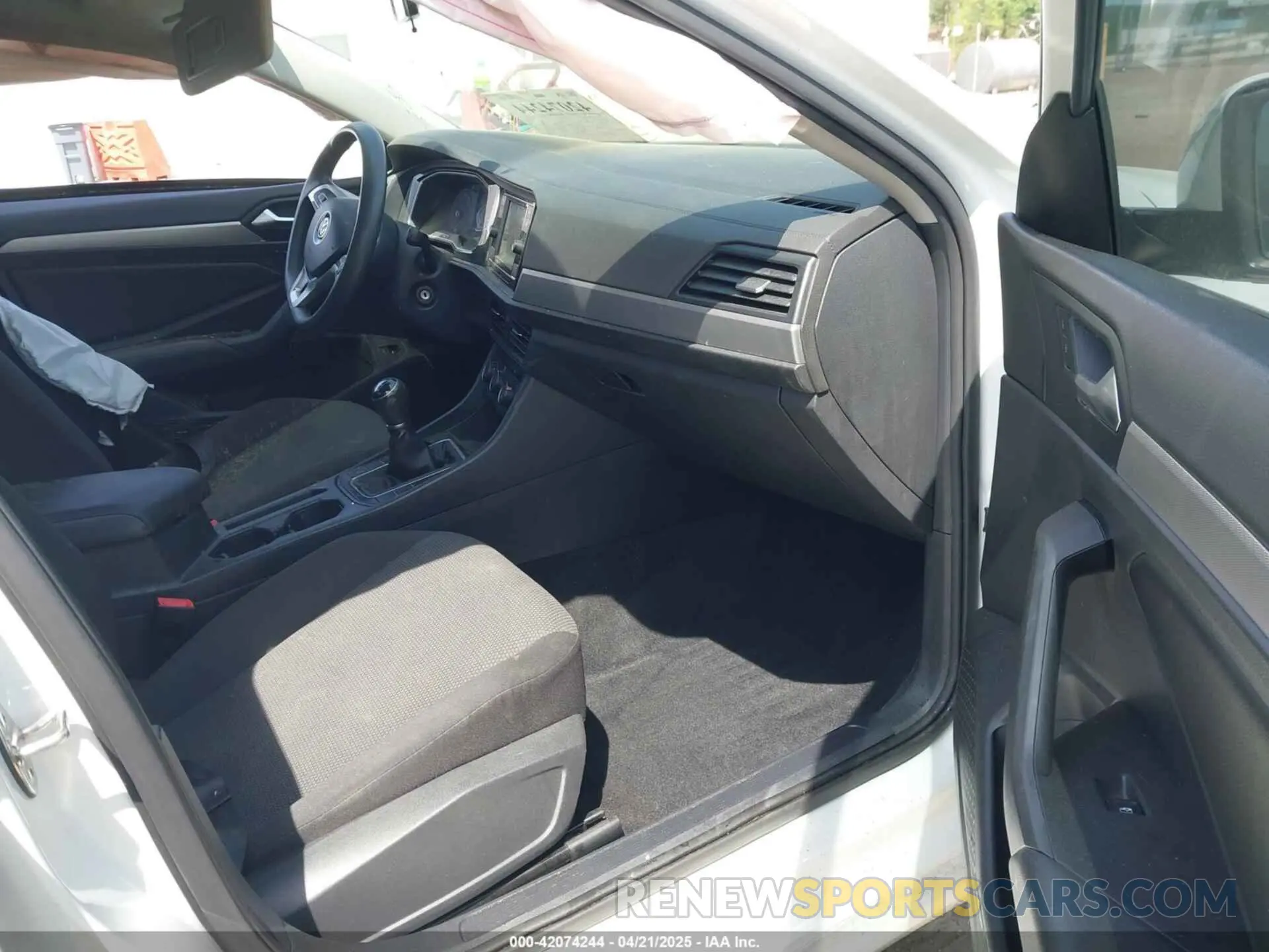 5 Фотография поврежденного автомобиля 3VWN57BU4KM112040 VOLKSWAGEN JETTA 2019