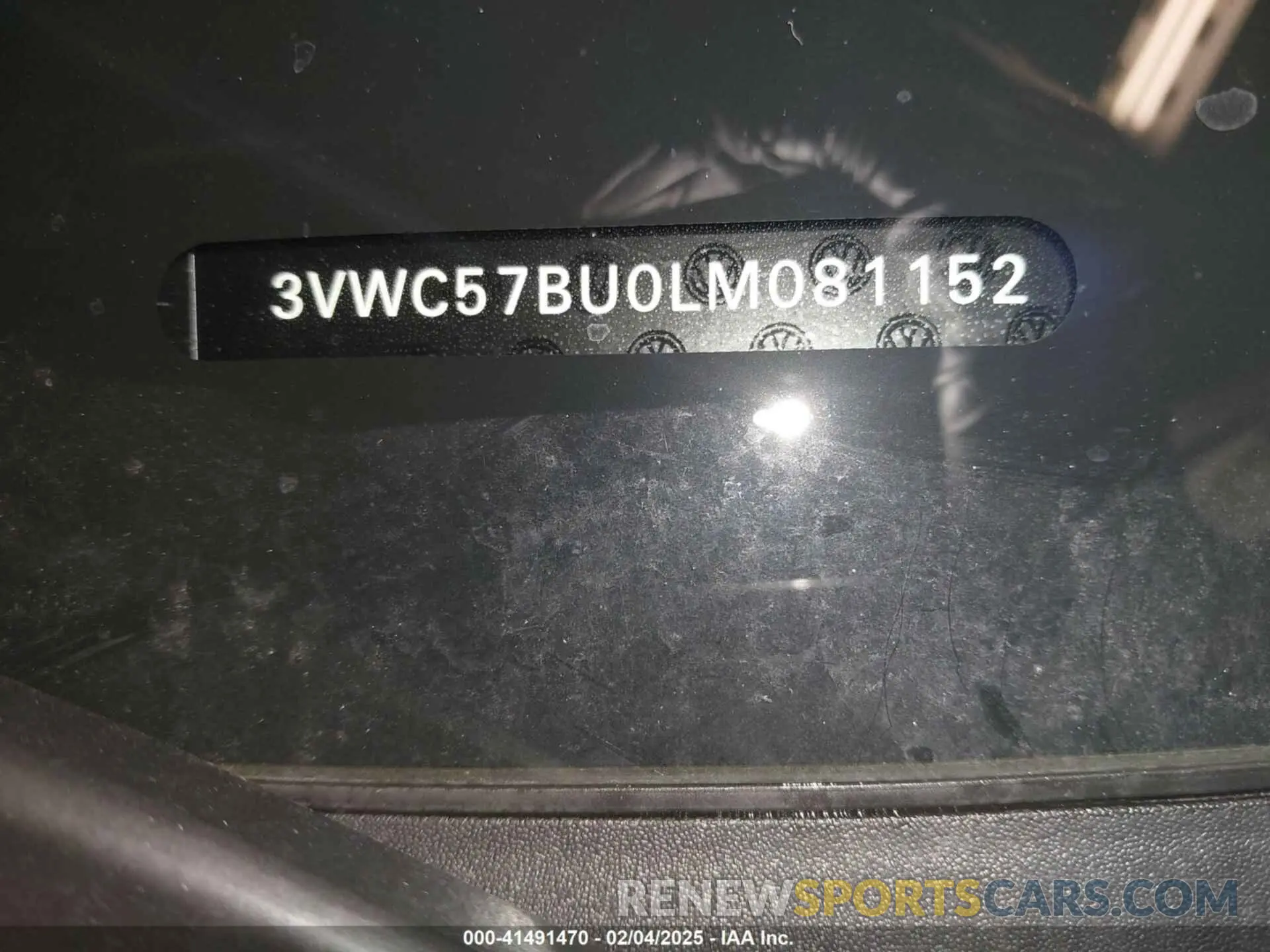 18 Photograph of a damaged car 3VWC57BU0LM081152 VOLKSWAGEN JETTA 2020