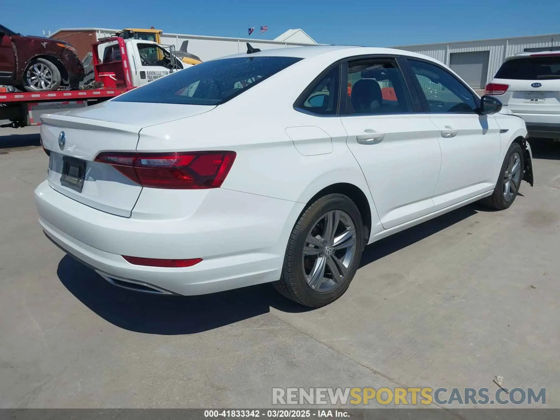 4 Фотография поврежденного автомобиля 3VWC57BU0LM085847 VOLKSWAGEN JETTA 2020