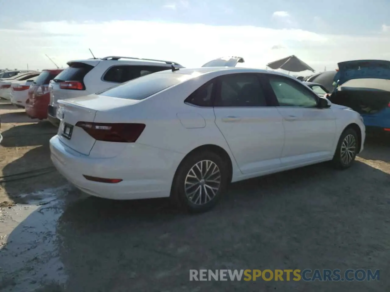3 Фотография поврежденного автомобиля 3VWC57BU0LM098842 VOLKSWAGEN JETTA 2020