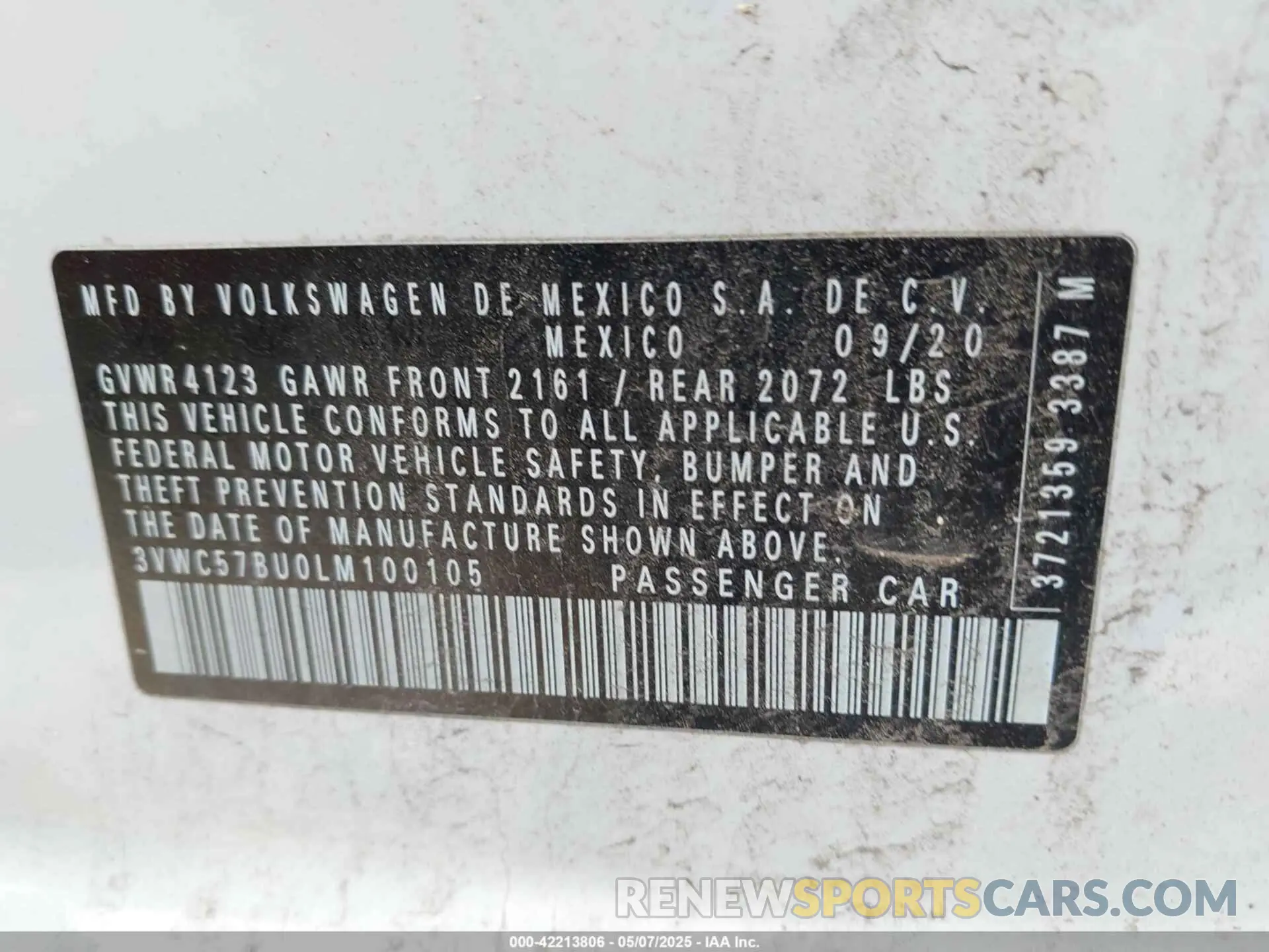 9 Photograph of a damaged car 3VWC57BU0LM100105 VOLKSWAGEN JETTA 2020