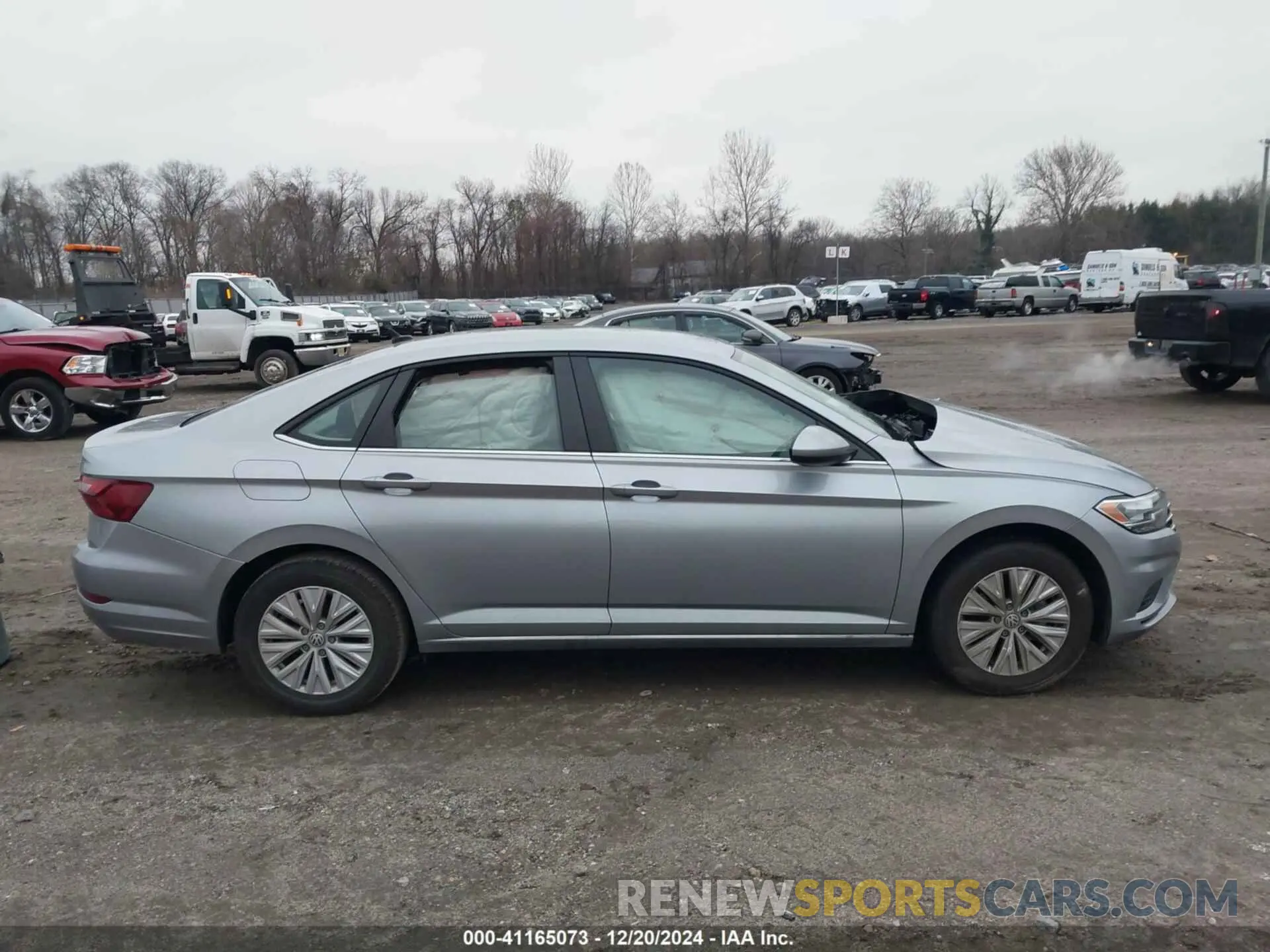 12 Photograph of a damaged car 3VWC57BU1LM081029 VOLKSWAGEN JETTA 2020