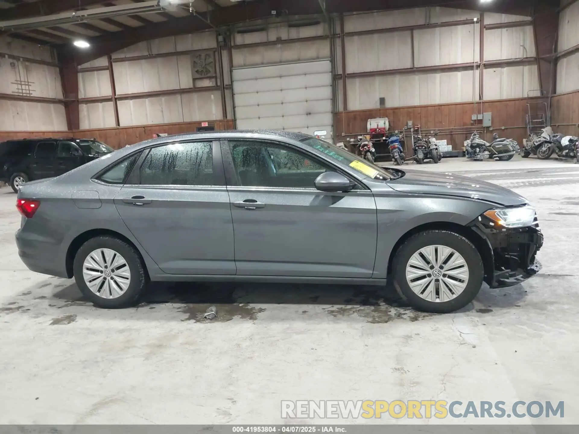 13 Фотография поврежденного автомобиля 3VWC57BU1LM081077 VOLKSWAGEN JETTA 2020