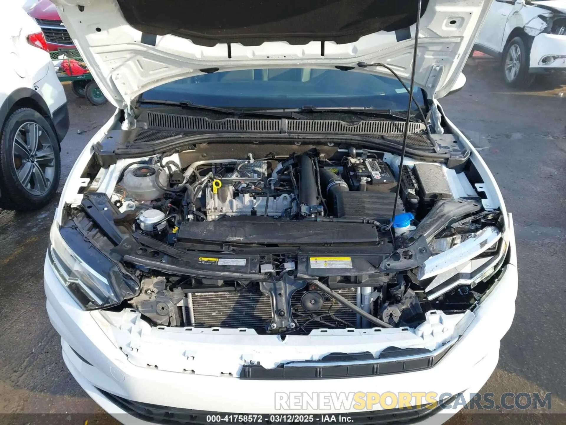 10 Photograph of a damaged car 3VWC57BU1LM104373 VOLKSWAGEN JETTA 2020