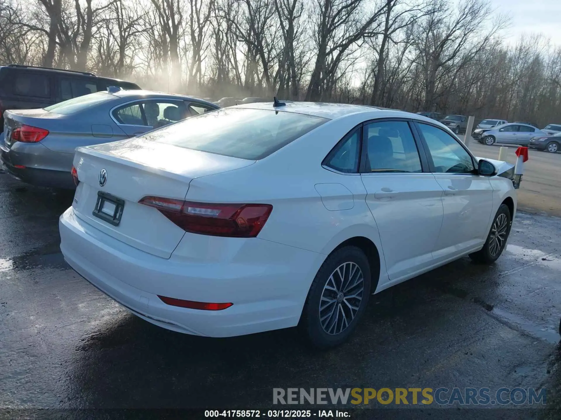 13 Photograph of a damaged car 3VWC57BU1LM104373 VOLKSWAGEN JETTA 2020