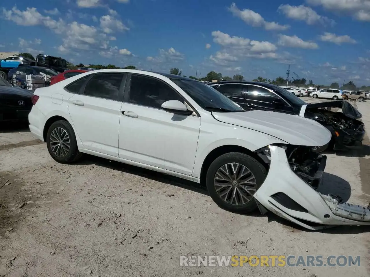 4 Photograph of a damaged car 3VWC57BU7LM092990 VOLKSWAGEN JETTA 2020