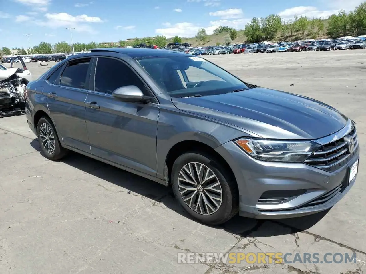4 Фотография поврежденного автомобиля 3VWC57BU7LM103082 VOLKSWAGEN JETTA 2020