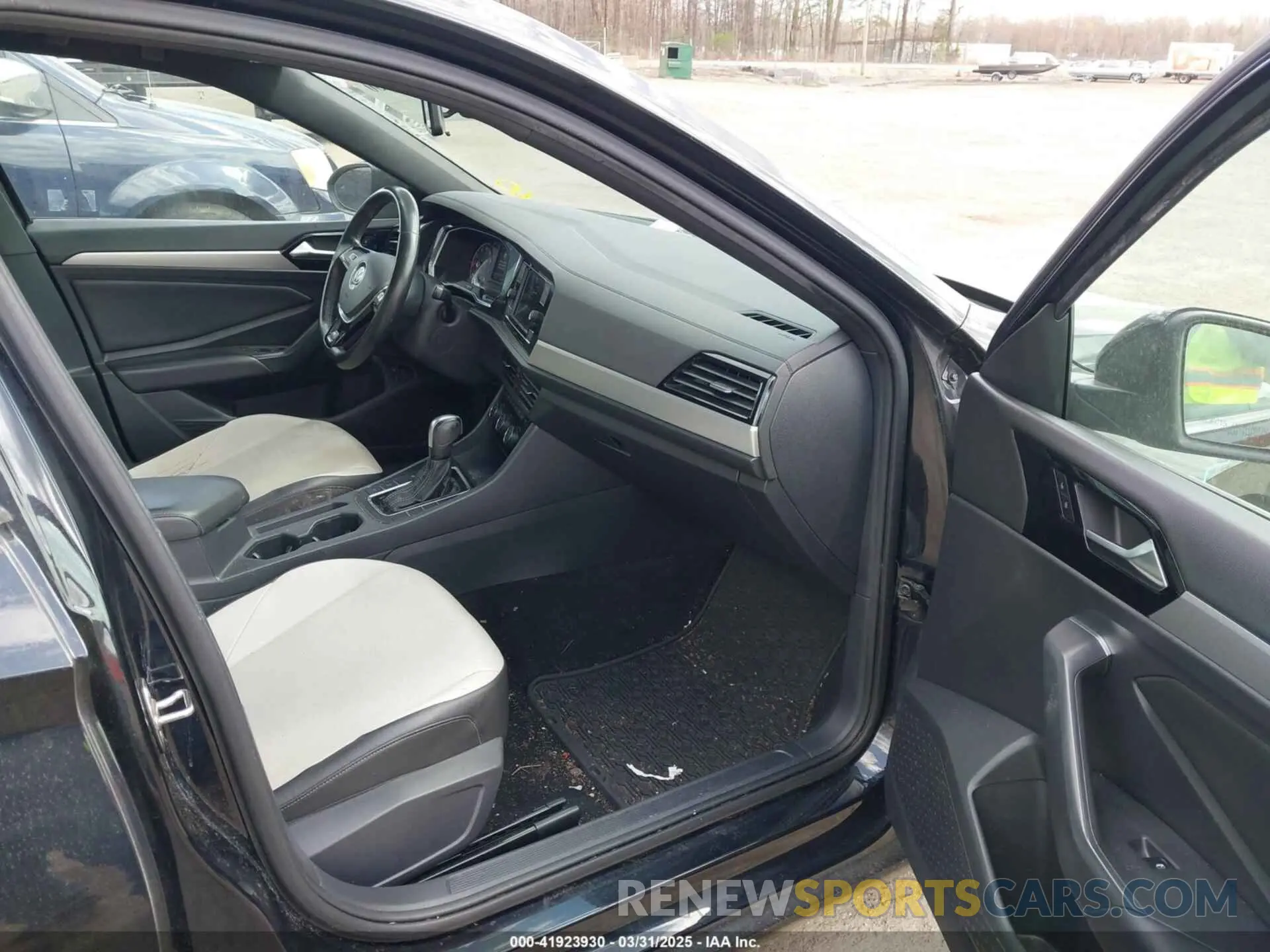 5 Photograph of a damaged car 3VWC57BUXLM089050 VOLKSWAGEN JETTA 2020