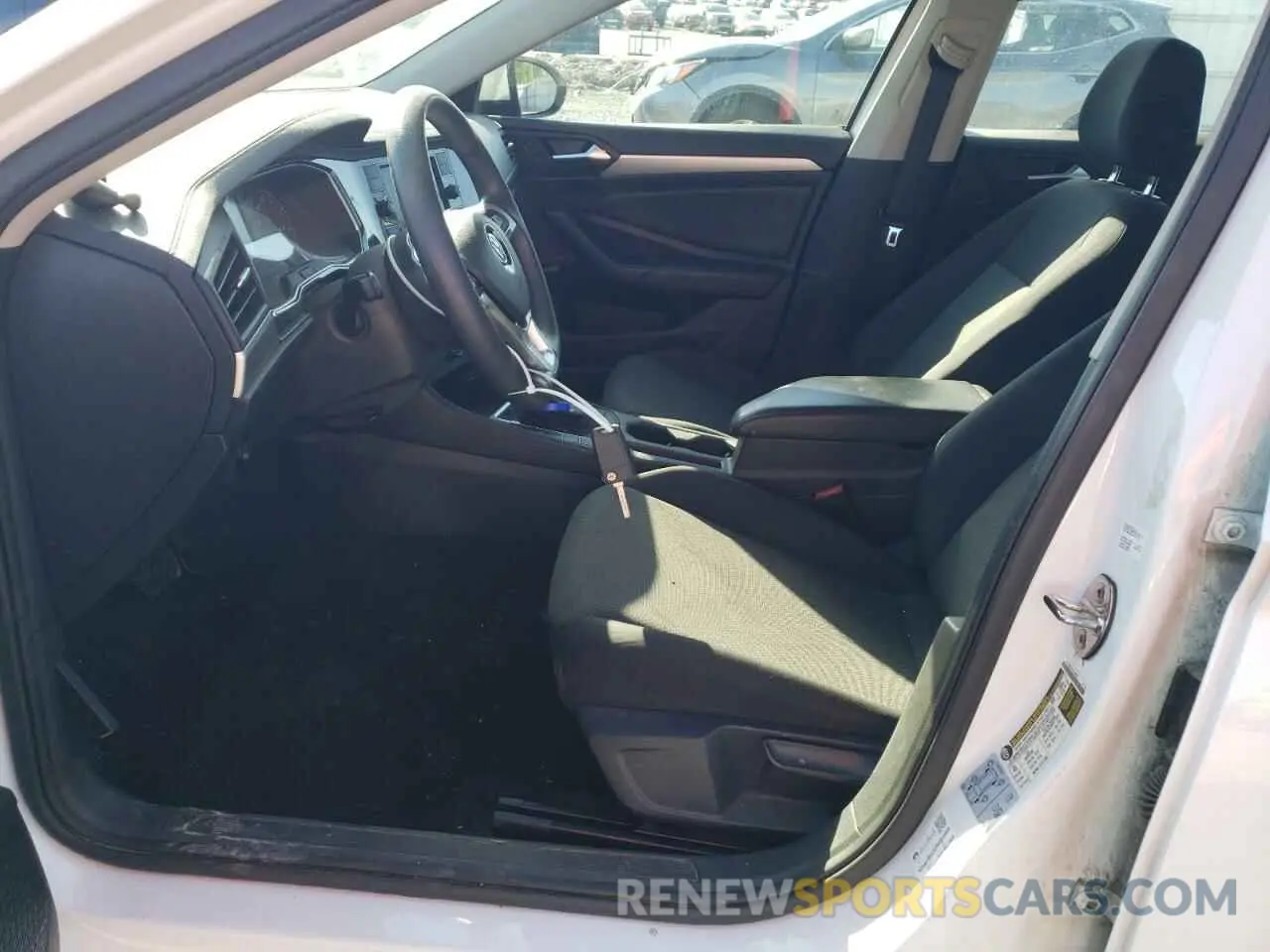 7 Photograph of a damaged car 3VWCB7BU0LM043199 VOLKSWAGEN JETTA 2020