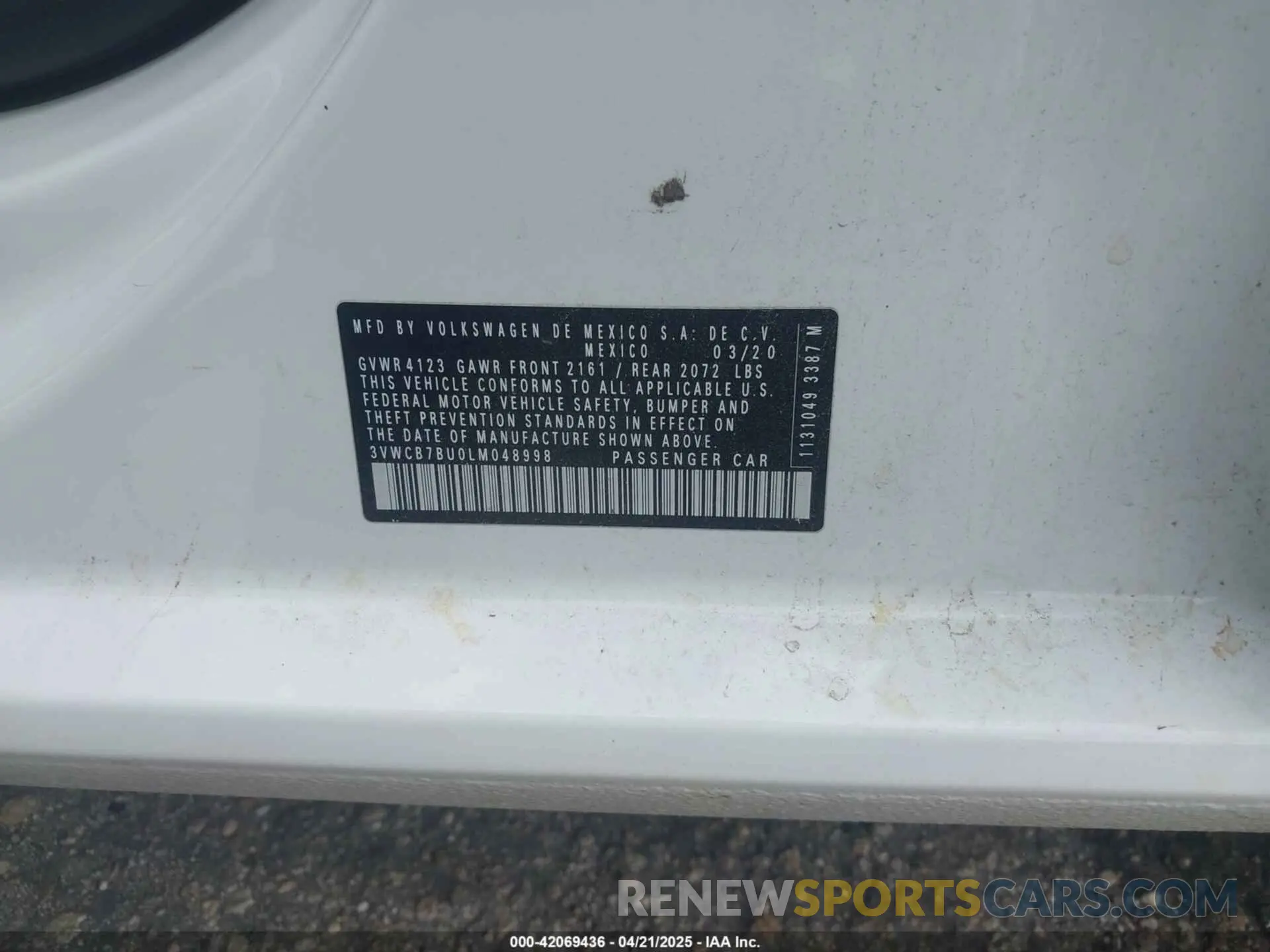 9 Photograph of a damaged car 3VWCB7BU0LM048998 VOLKSWAGEN JETTA 2020