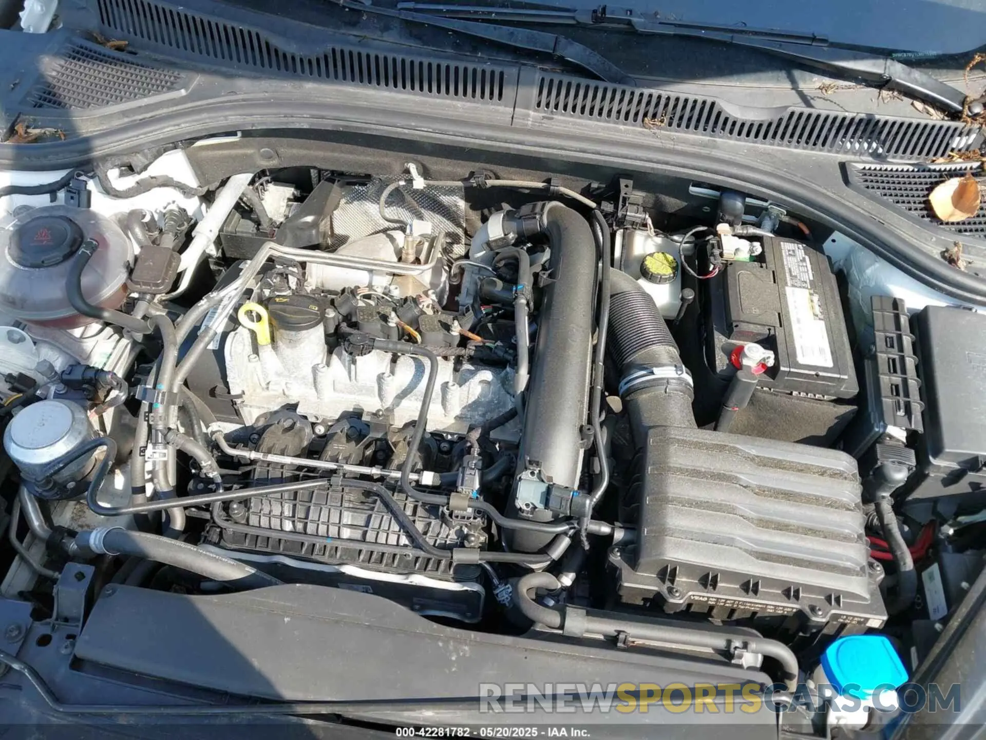 10 Фотография поврежденного автомобиля 3VWCB7BU1LM015945 VOLKSWAGEN JETTA 2020