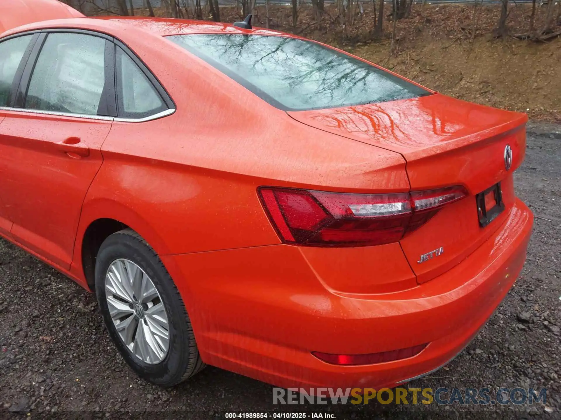 12 Photograph of a damaged car 3VWCB7BU1LM047424 VOLKSWAGEN JETTA 2020