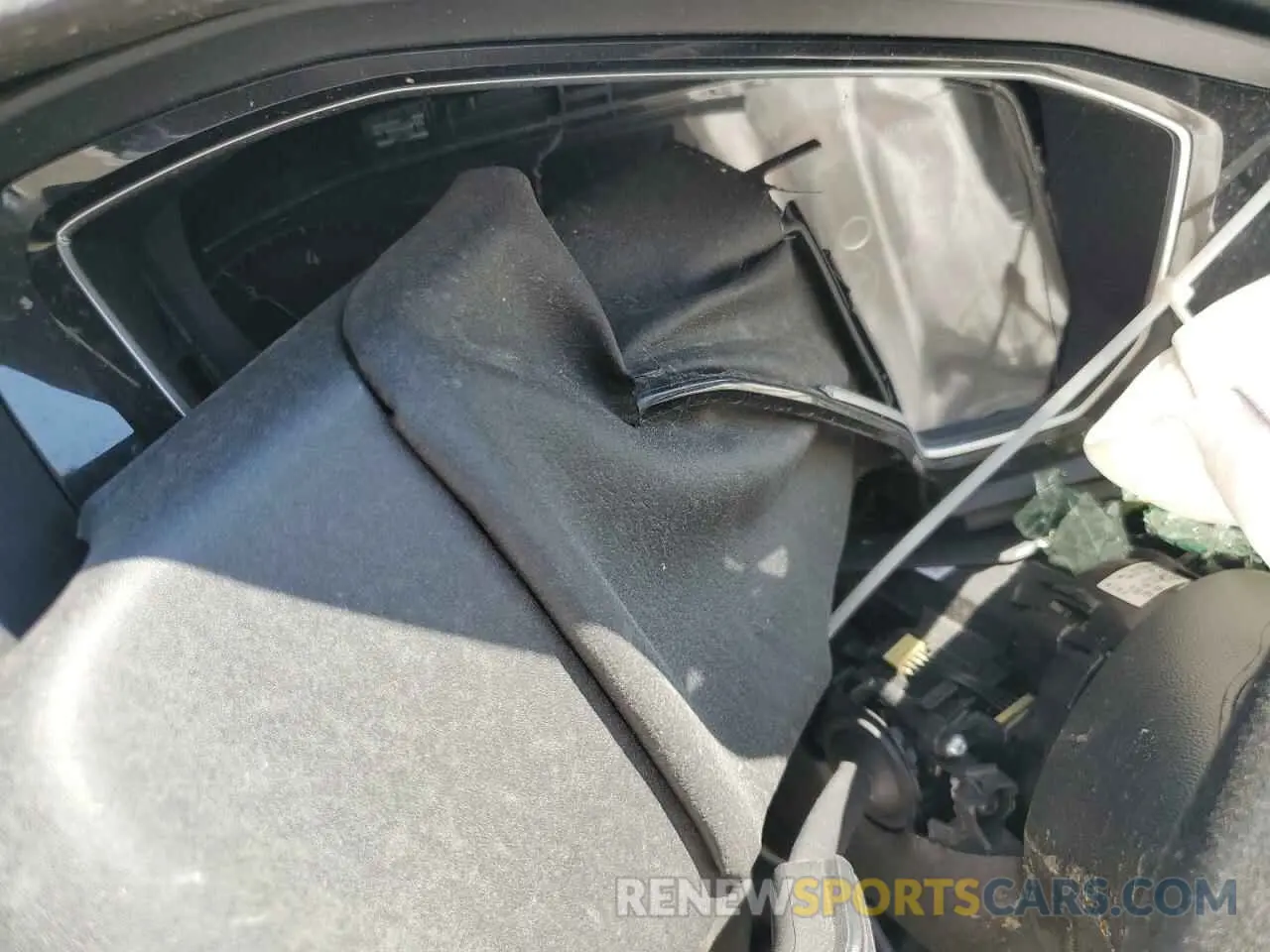 9 Photograph of a damaged car 3VWCB7BU1LM065793 VOLKSWAGEN JETTA 2020