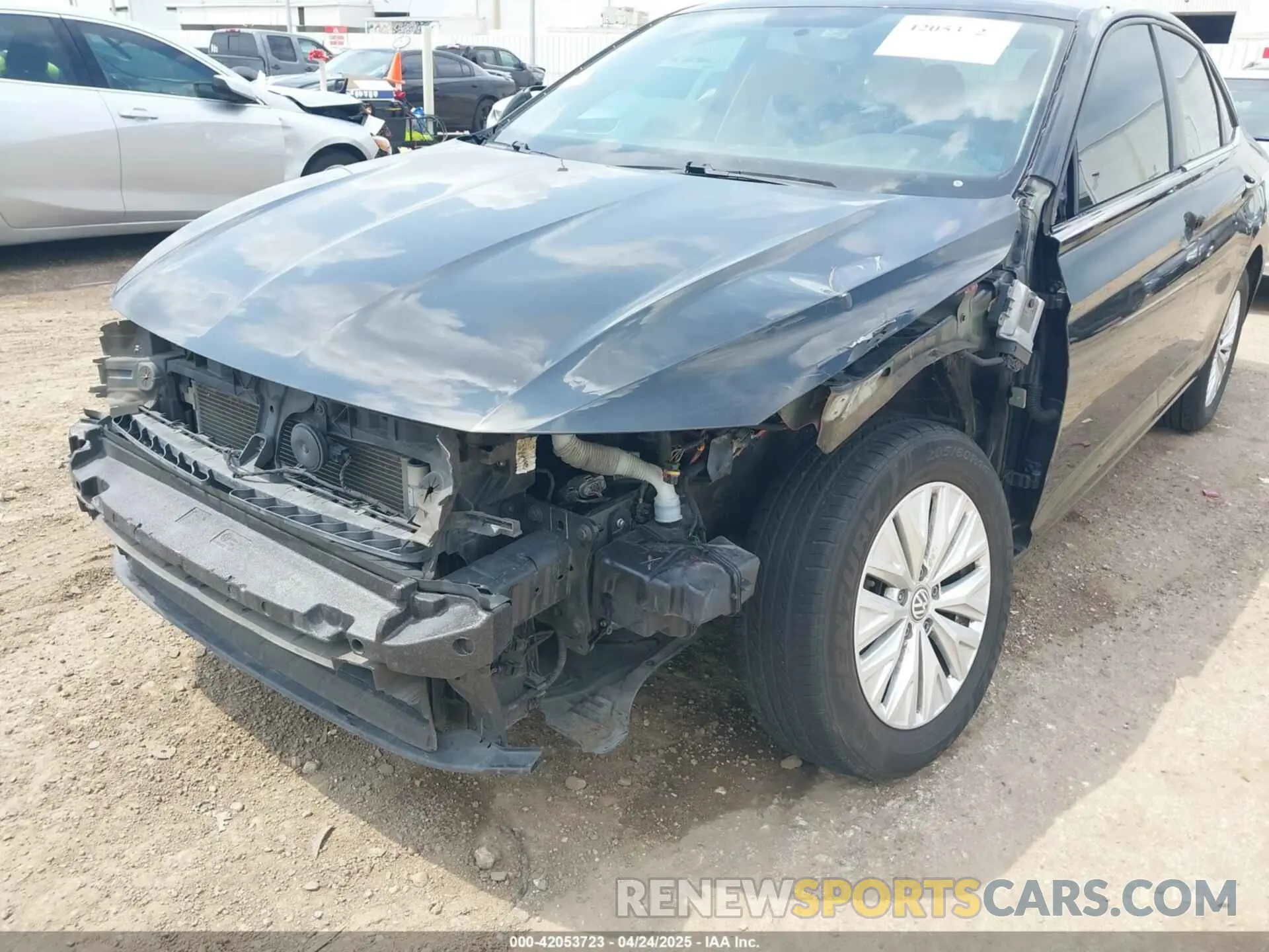 6 Photograph of a damaged car 3VWCB7BU1LM071108 VOLKSWAGEN JETTA 2020
