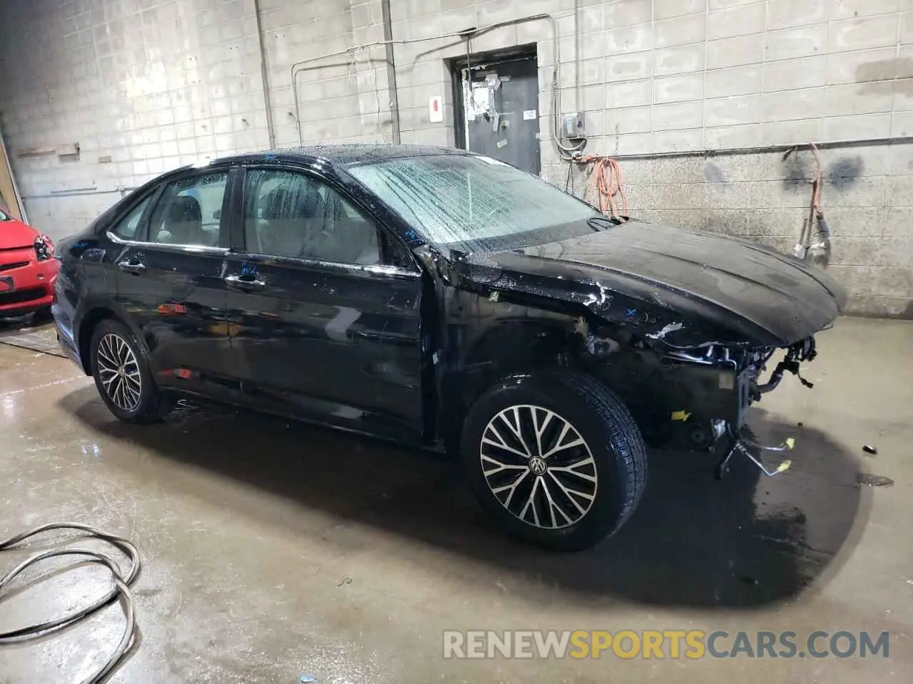 4 Photograph of a damaged car 3VWCB7BU3LM007300 VOLKSWAGEN JETTA 2020