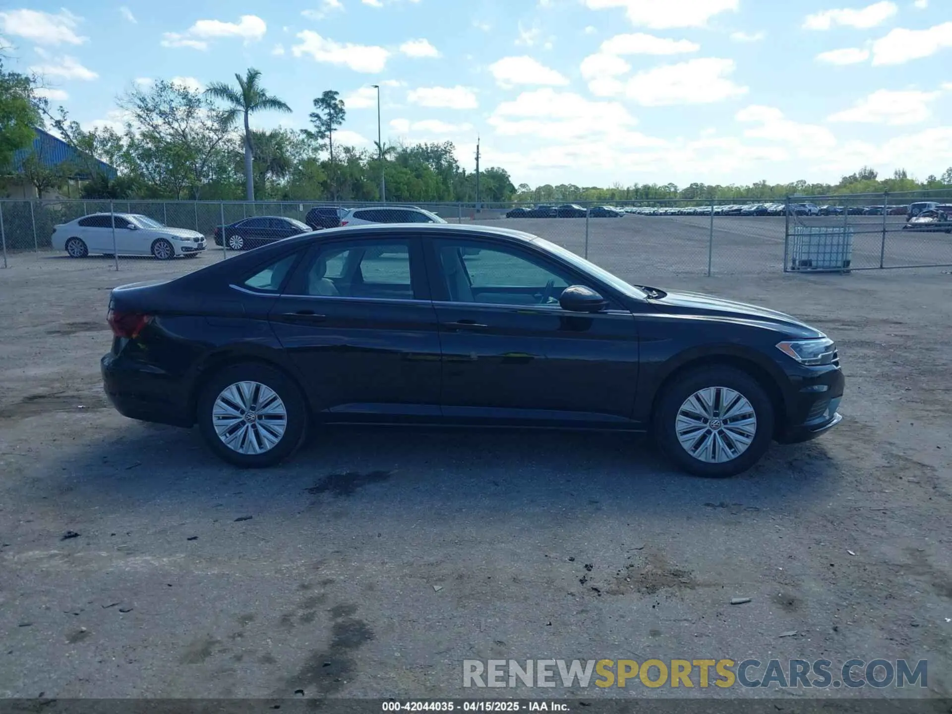 13 Photograph of a damaged car 3VWCB7BU3LM063396 VOLKSWAGEN JETTA 2020