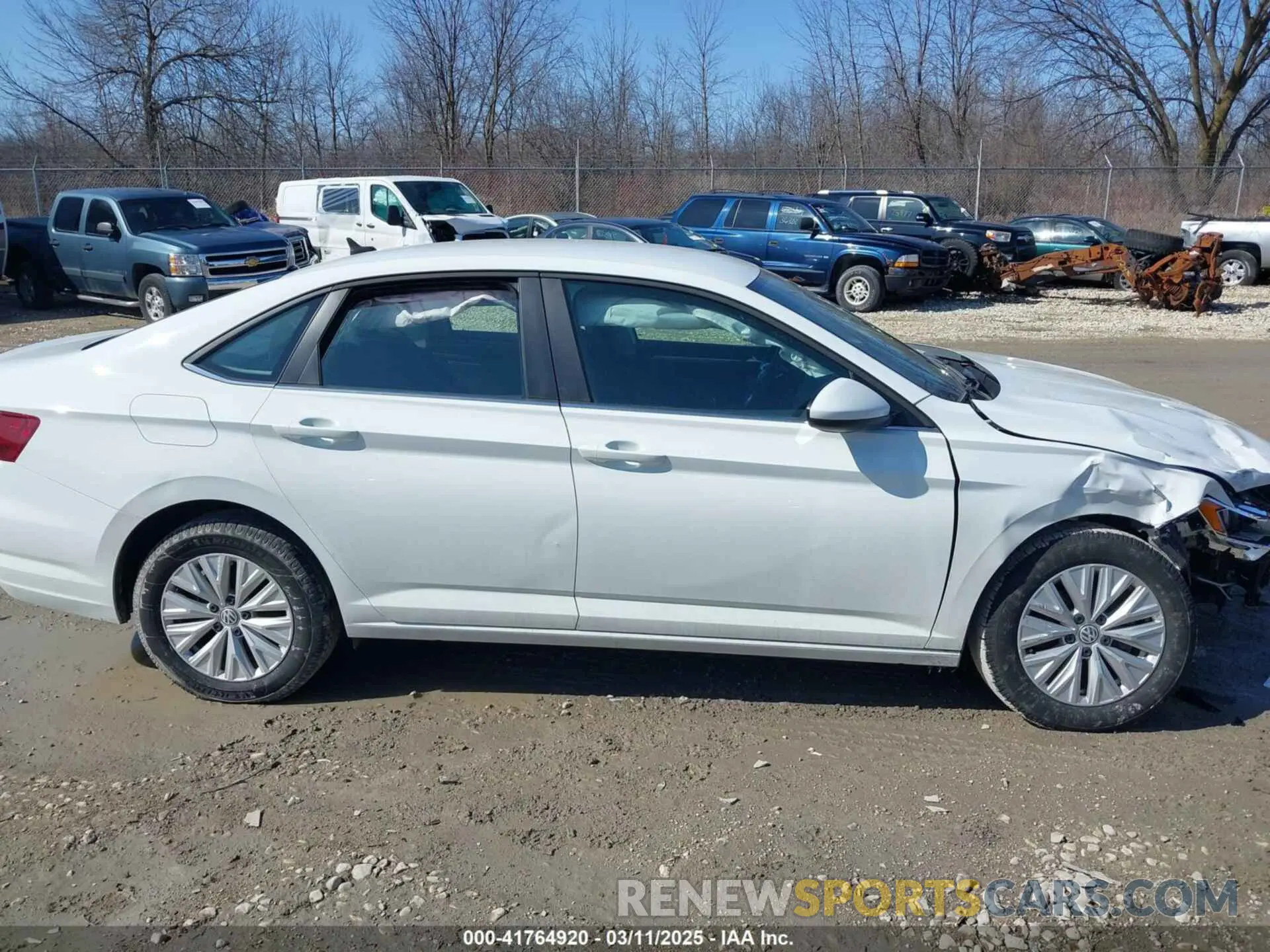 13 Photograph of a damaged car 3VWCB7BU3LM063558 VOLKSWAGEN JETTA 2020