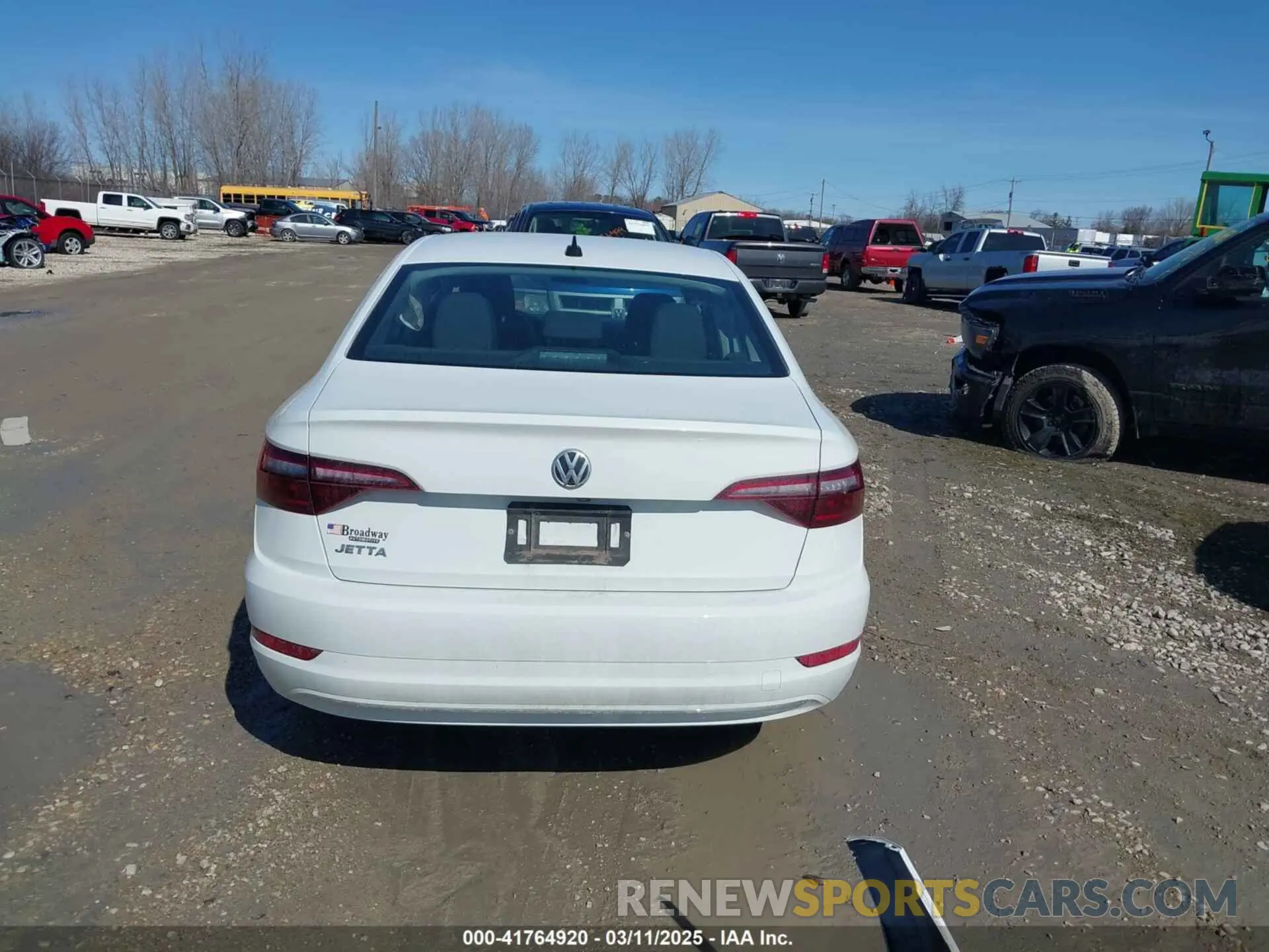 16 Photograph of a damaged car 3VWCB7BU3LM063558 VOLKSWAGEN JETTA 2020