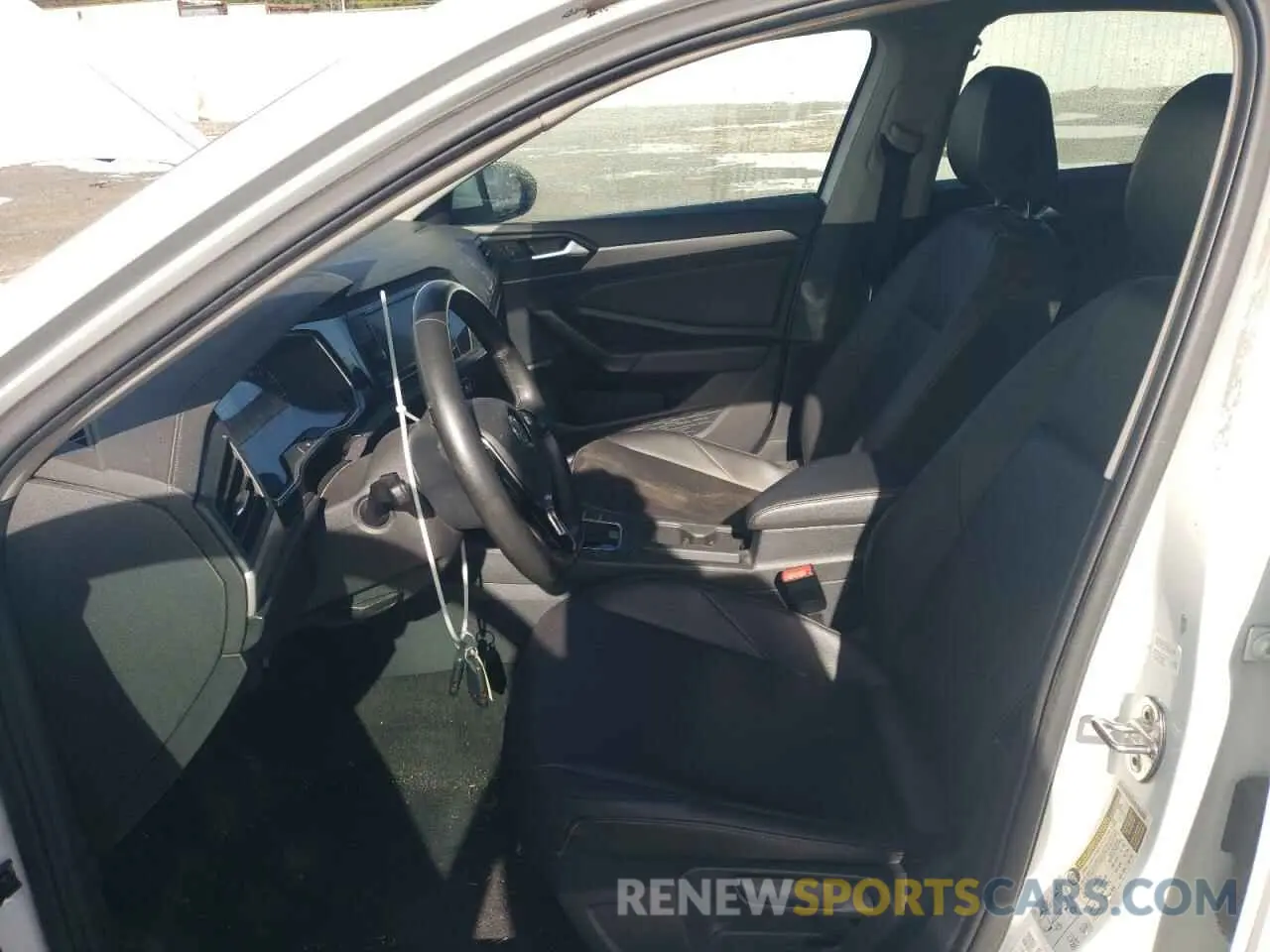 7 Photograph of a damaged car 3VWCB7BU4LM030813 VOLKSWAGEN JETTA 2020