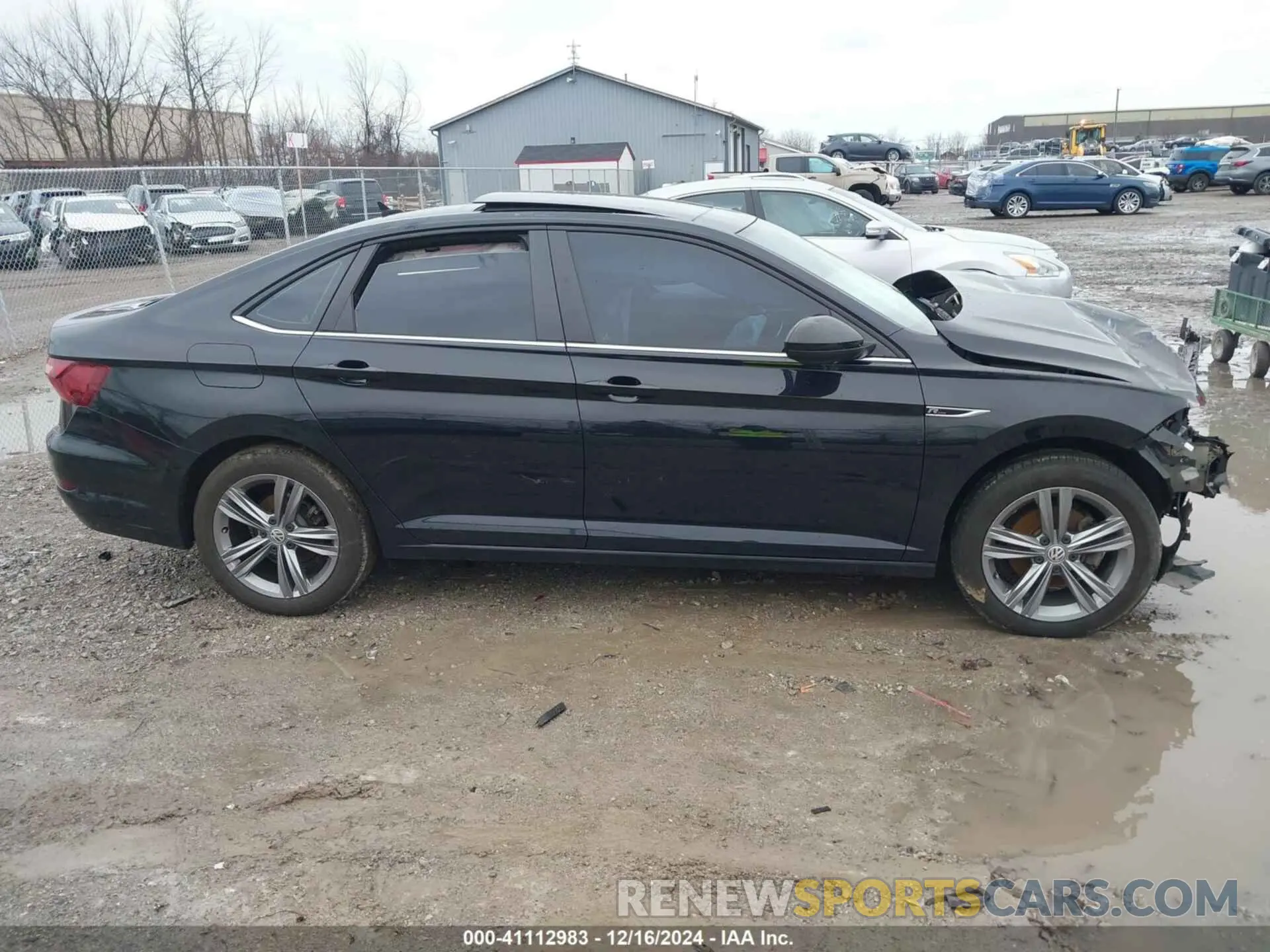 14 Photograph of a damaged car 3VWCB7BU4LM045215 VOLKSWAGEN JETTA 2020