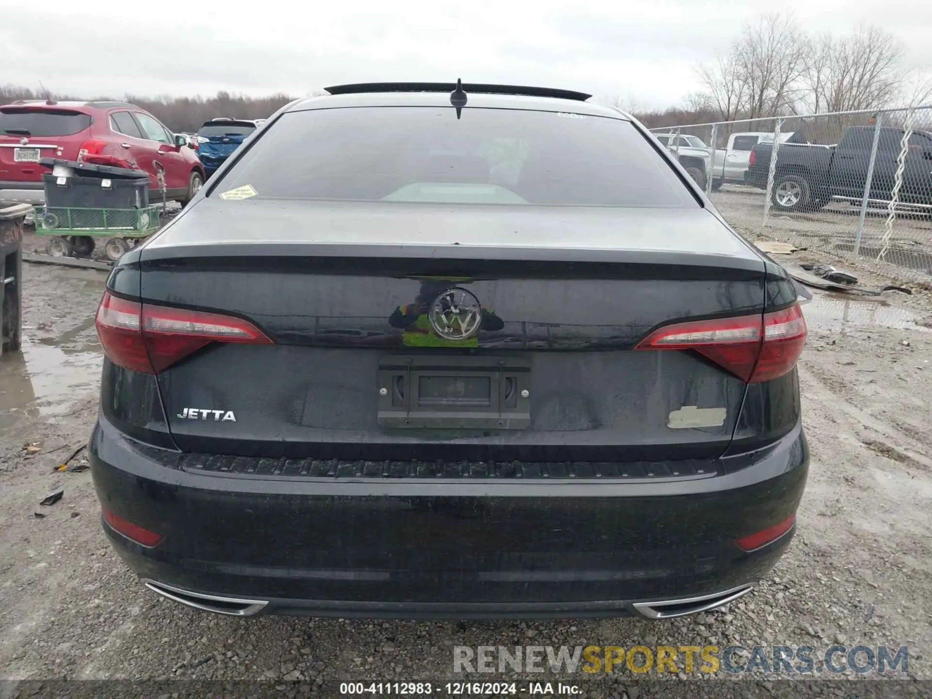 17 Photograph of a damaged car 3VWCB7BU4LM045215 VOLKSWAGEN JETTA 2020