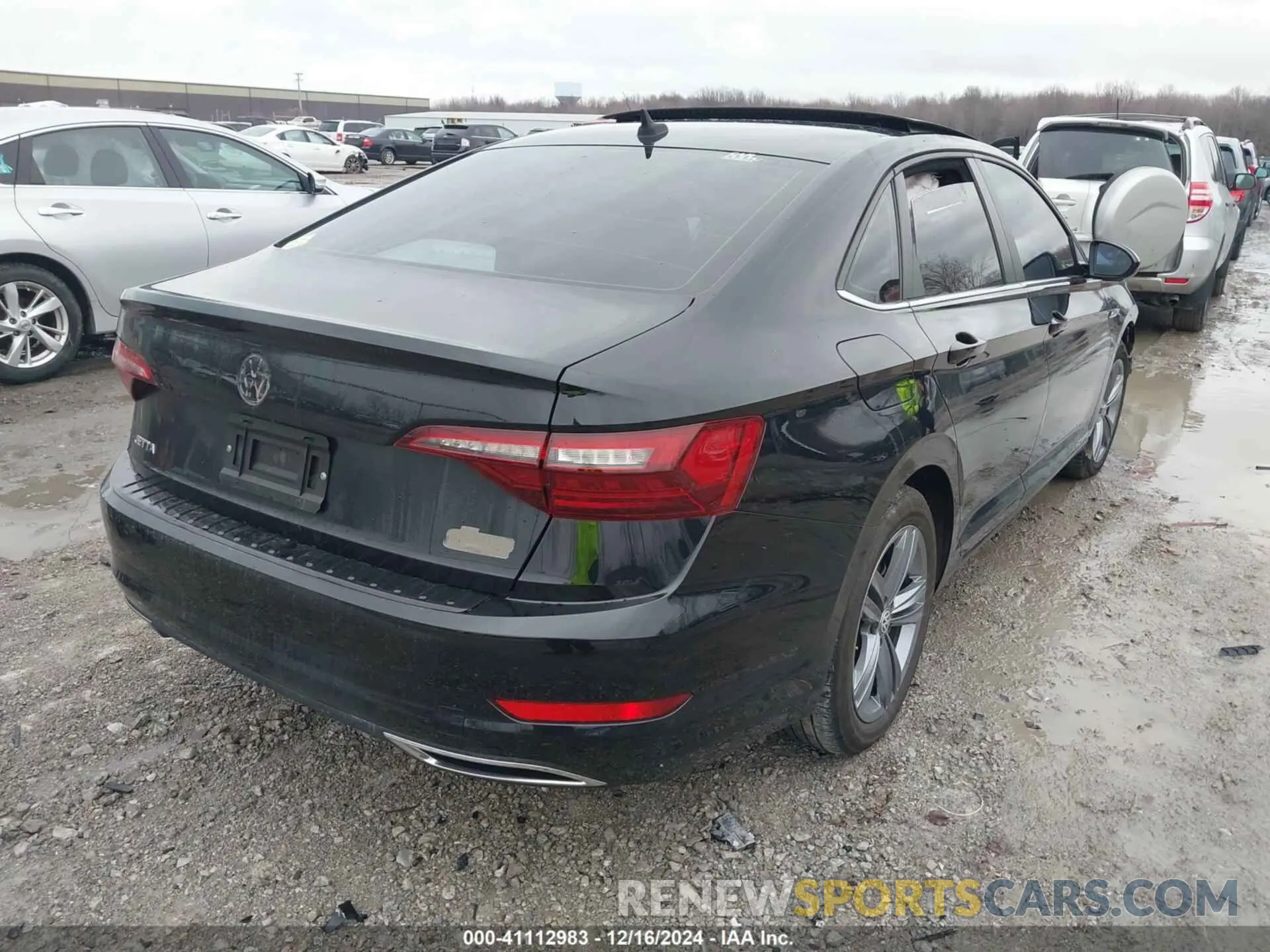 4 Photograph of a damaged car 3VWCB7BU4LM045215 VOLKSWAGEN JETTA 2020
