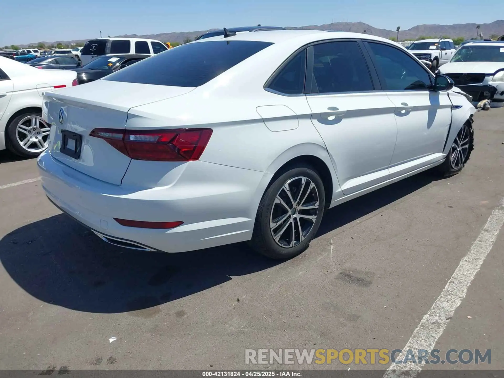 4 Фотография поврежденного автомобиля 3VWCB7BU4LM059258 VOLKSWAGEN JETTA 2020