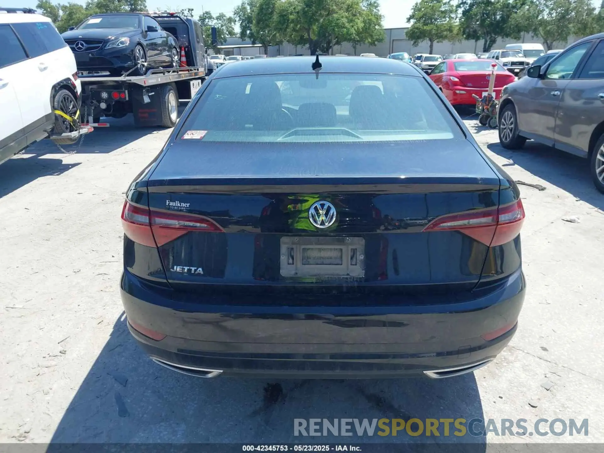 16 Photograph of a damaged car 3VWCB7BU4LM073158 VOLKSWAGEN JETTA 2020