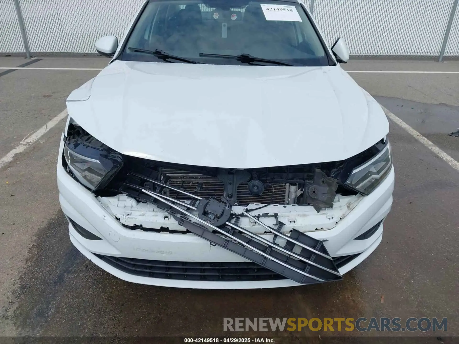 6 Photograph of a damaged car 3VWCB7BU5LM011915 VOLKSWAGEN JETTA 2020