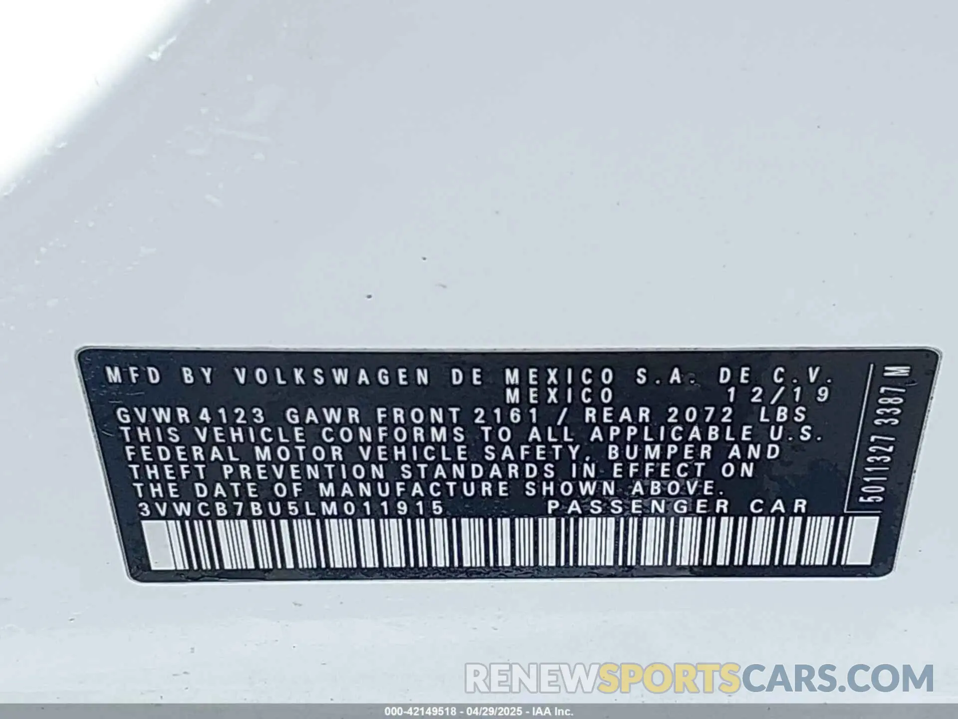 9 Photograph of a damaged car 3VWCB7BU5LM011915 VOLKSWAGEN JETTA 2020