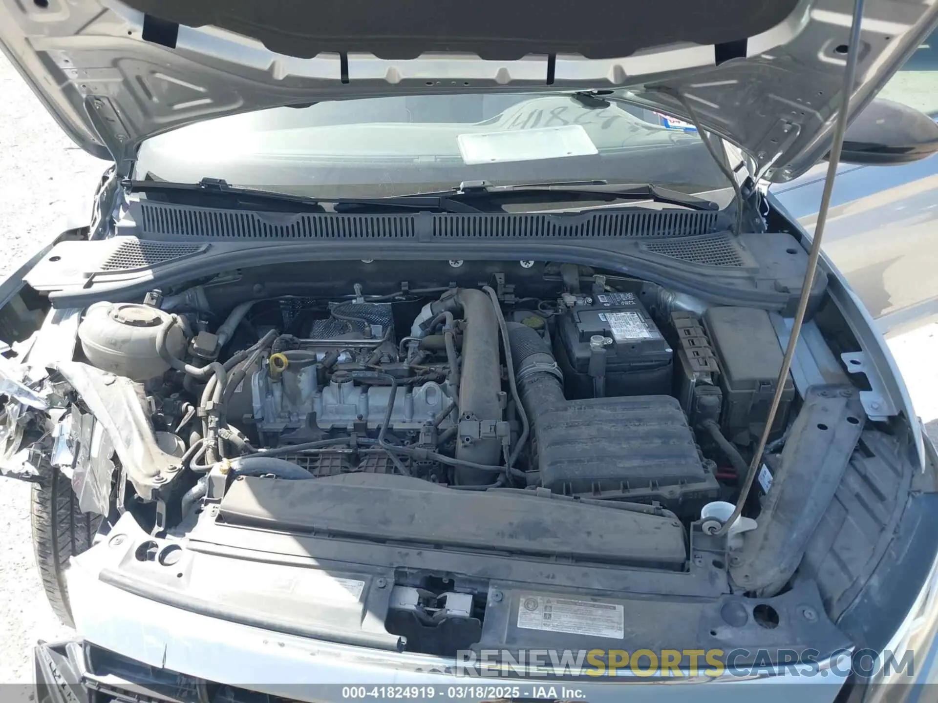 10 Photograph of a damaged car 3VWCB7BU5LM014734 VOLKSWAGEN JETTA 2020