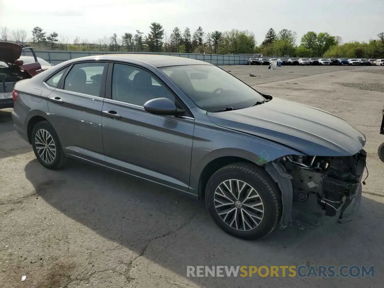 4 Photograph of a damaged car 3VWCB7BU6LM050447 VOLKSWAGEN JETTA 2020