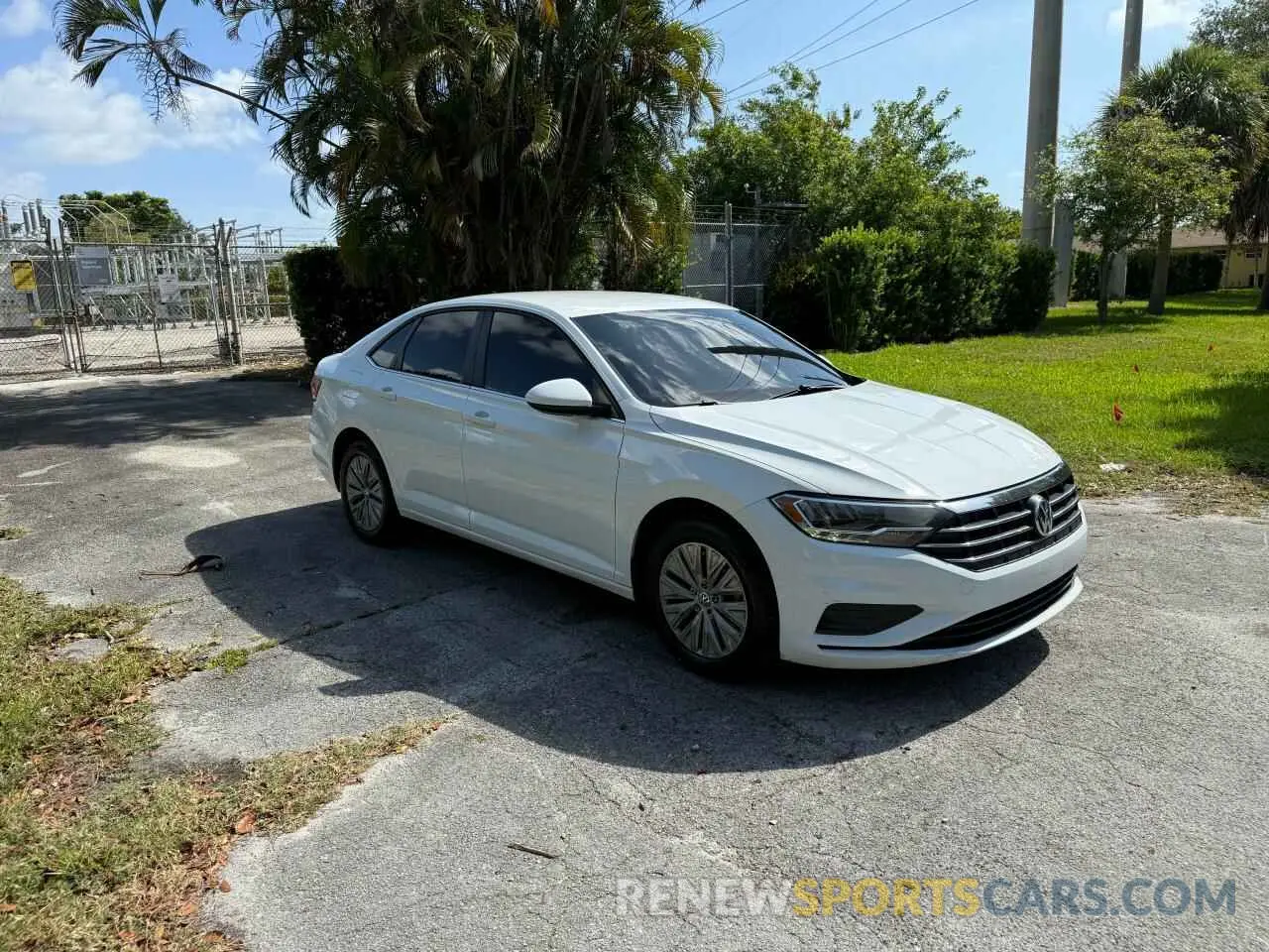1 Photograph of a damaged car 3VWCB7BU6LM074568 VOLKSWAGEN JETTA 2020