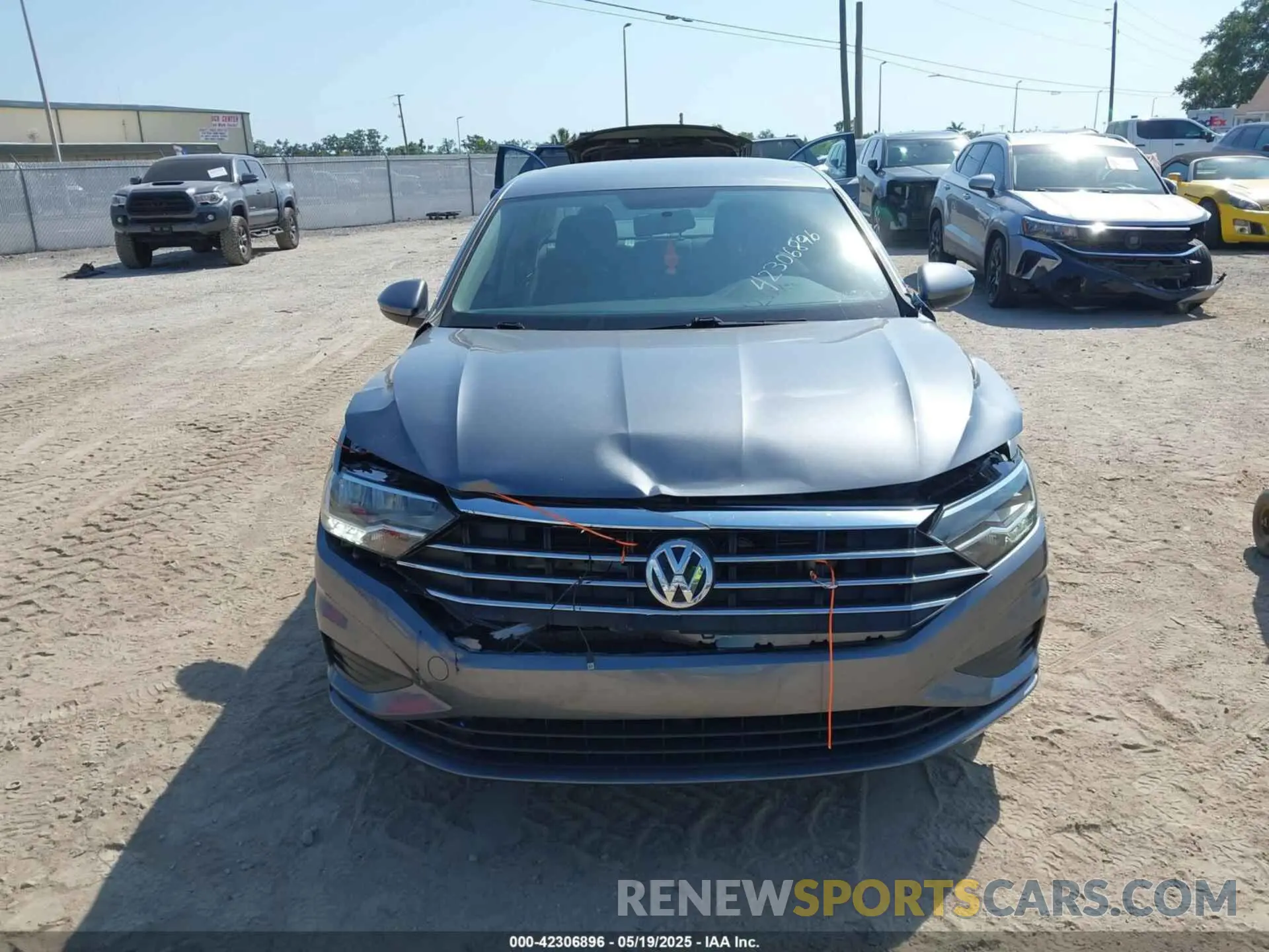 6 Photograph of a damaged car 3VWCB7BU7LM054958 VOLKSWAGEN JETTA 2020