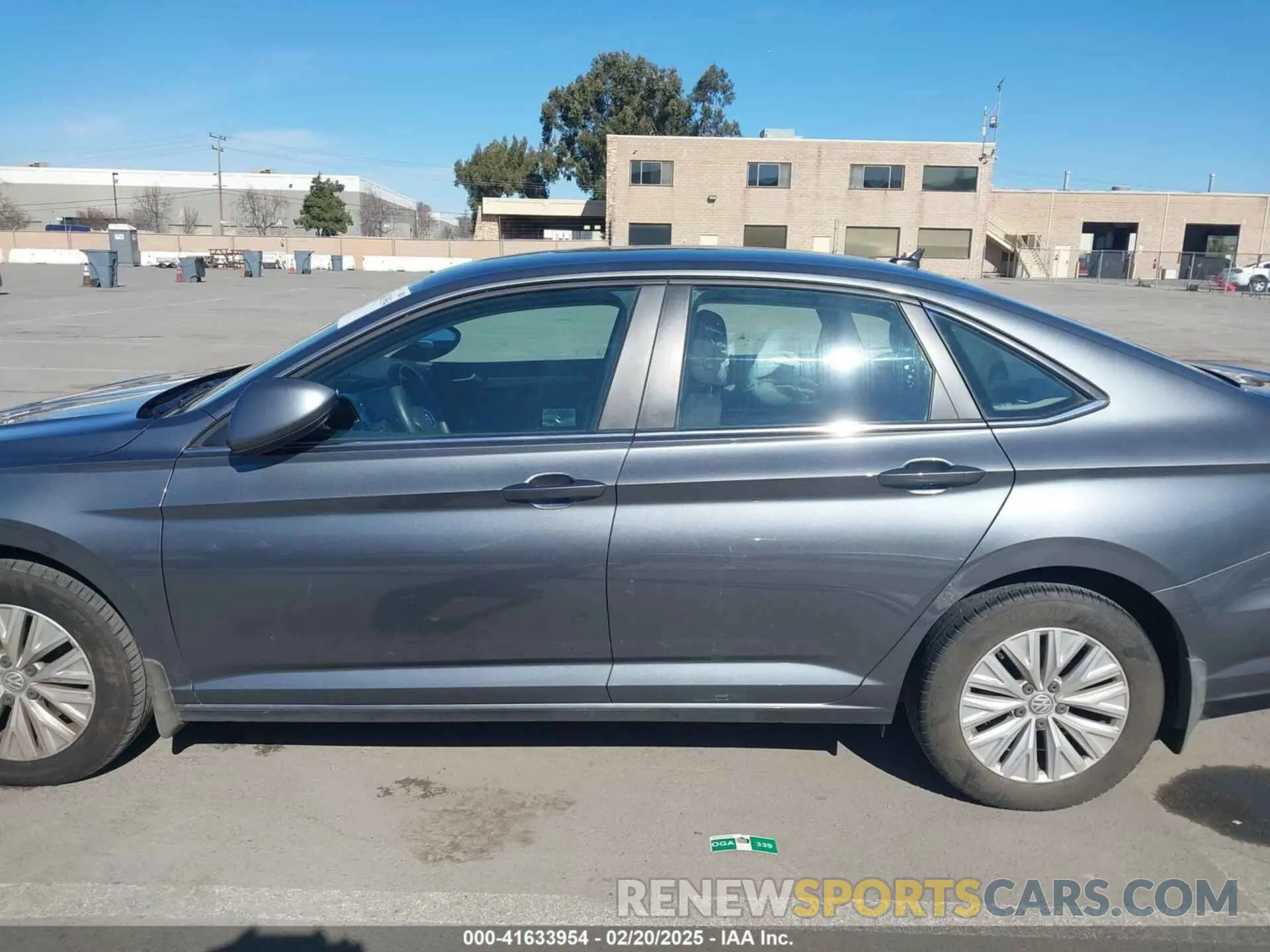 14 Photograph of a damaged car 3VWCB7BU7LM065488 VOLKSWAGEN JETTA 2020