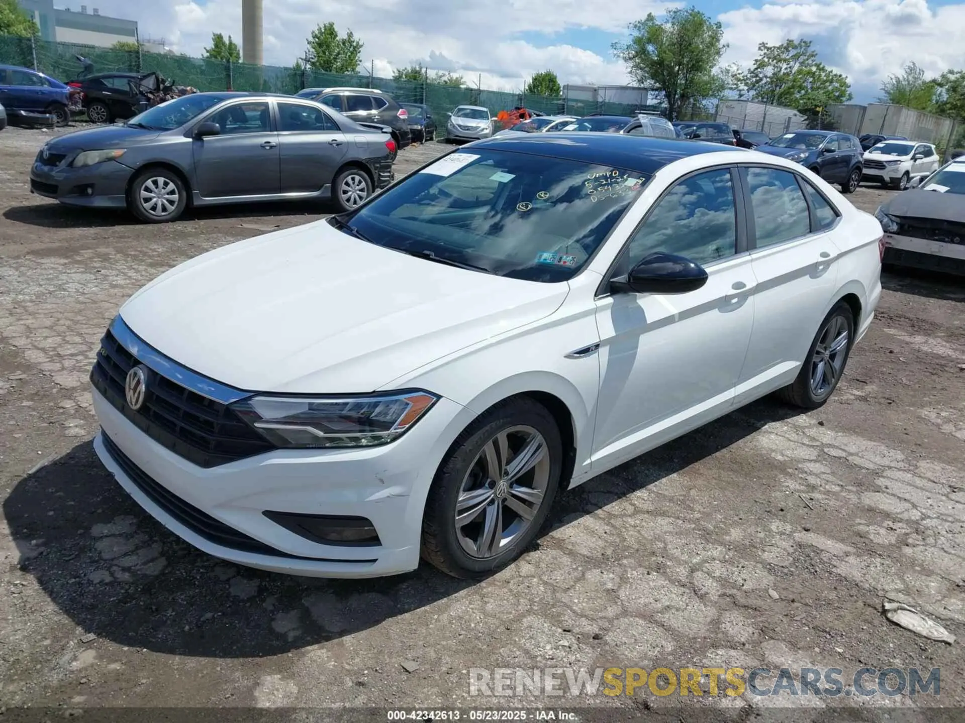 2 Photograph of a damaged car 3VWCB7BU8LM054323 VOLKSWAGEN JETTA 2020