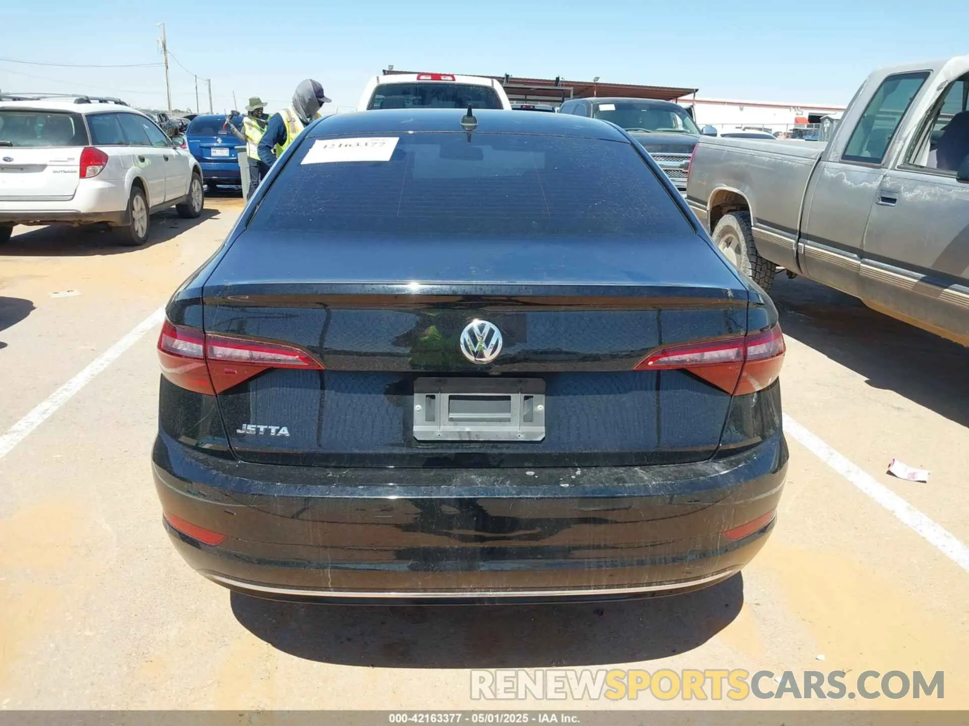 16 Photograph of a damaged car 3VWCB7BU9LM059871 VOLKSWAGEN JETTA 2020