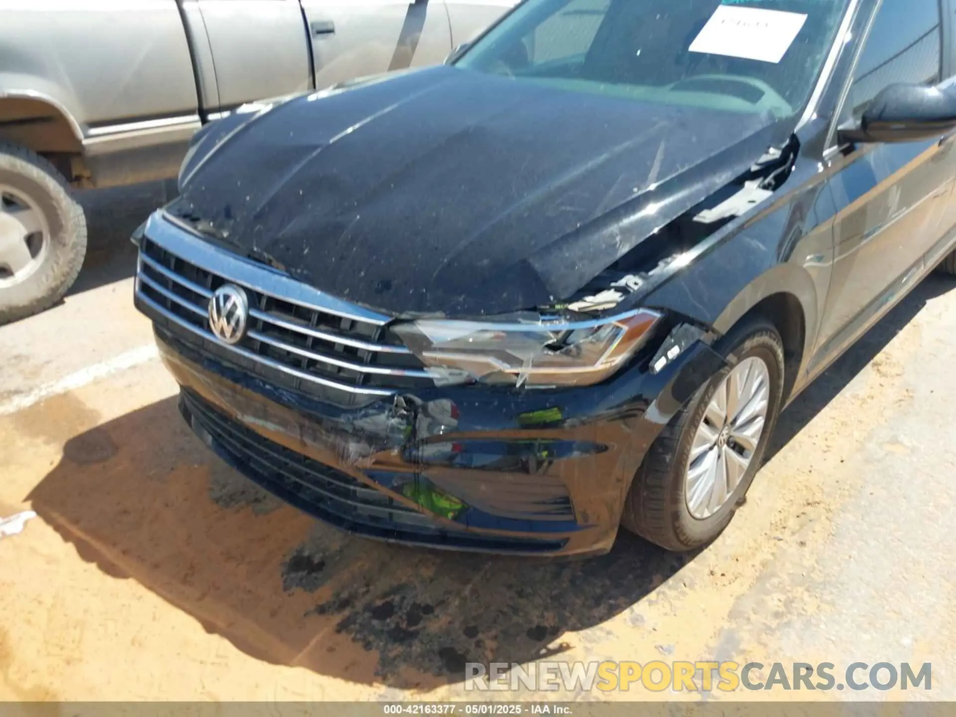 6 Photograph of a damaged car 3VWCB7BU9LM059871 VOLKSWAGEN JETTA 2020