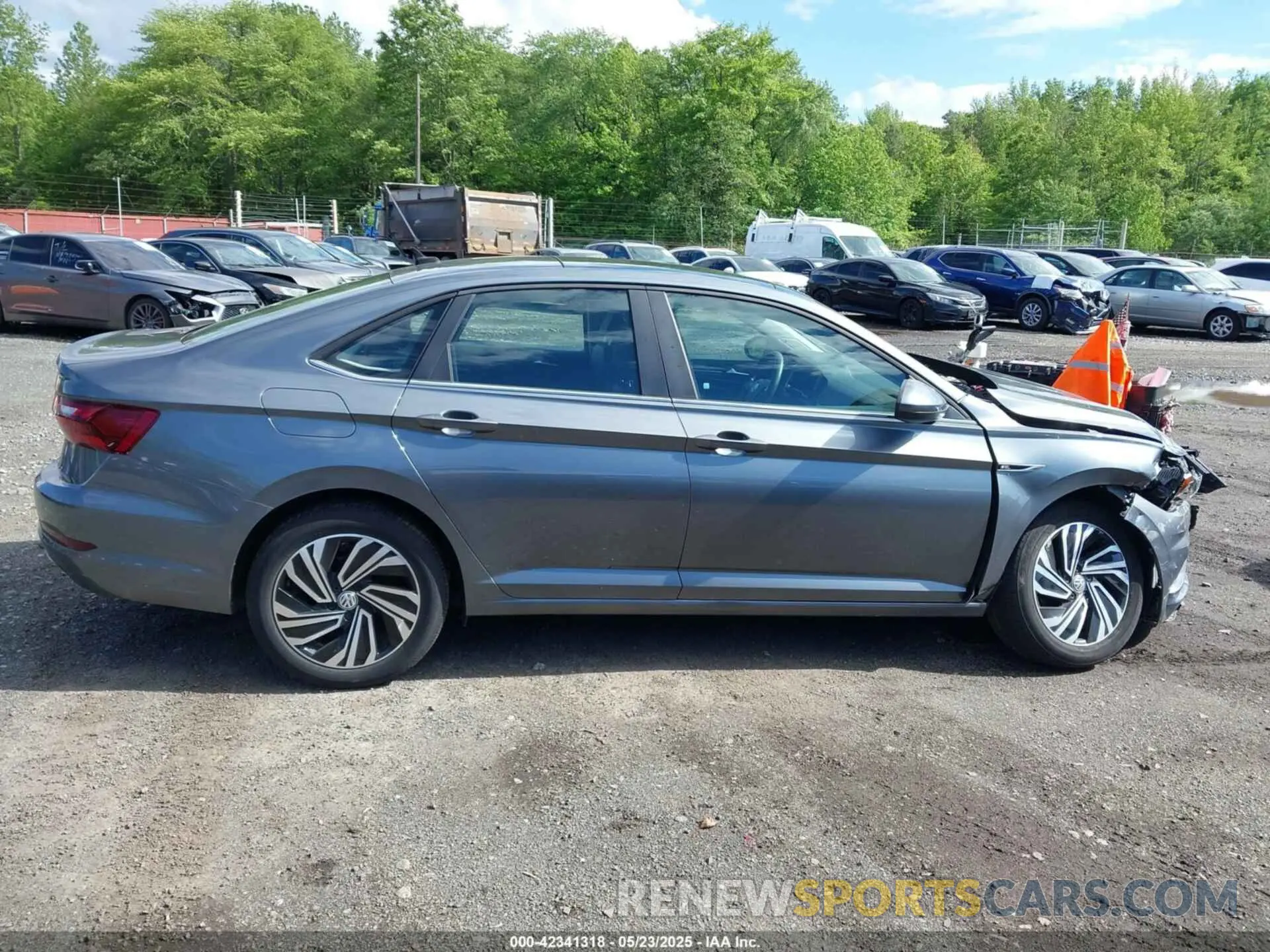 13 Photograph of a damaged car 3VWEB7BU2LM024016 VOLKSWAGEN JETTA 2020