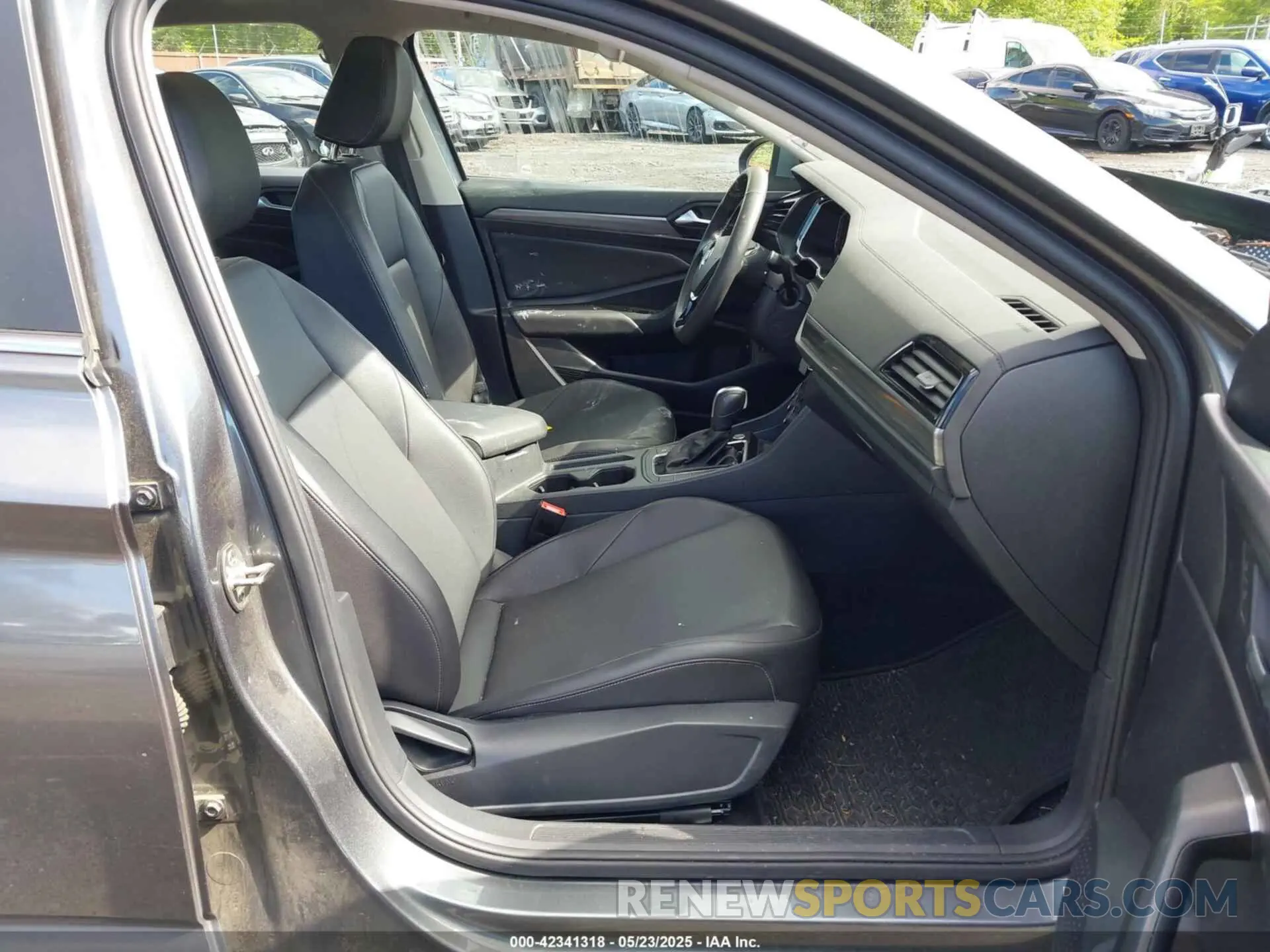 5 Photograph of a damaged car 3VWEB7BU2LM024016 VOLKSWAGEN JETTA 2020