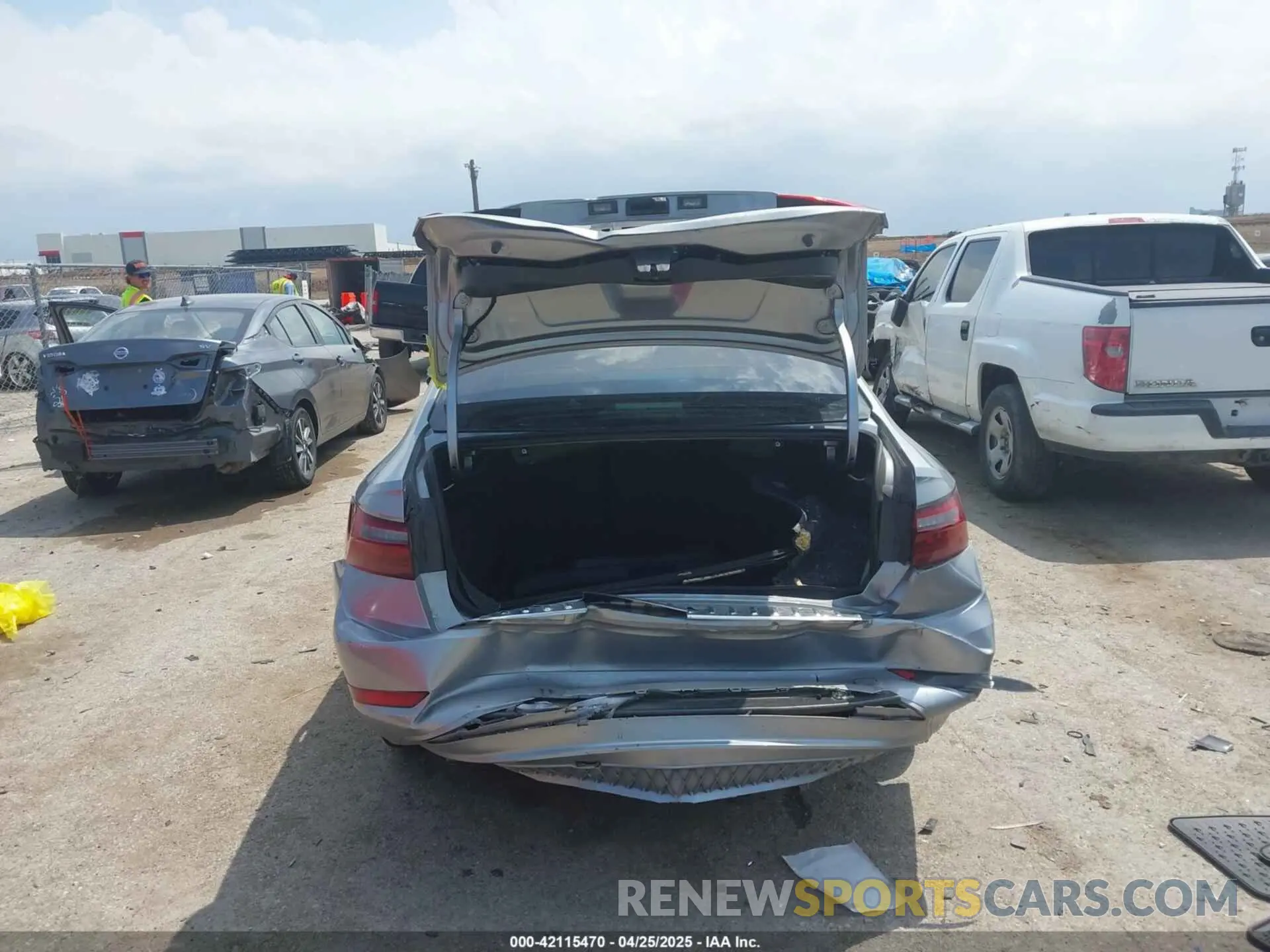 6 Photograph of a damaged car 3VWEB7BU4LM010179 VOLKSWAGEN JETTA 2020