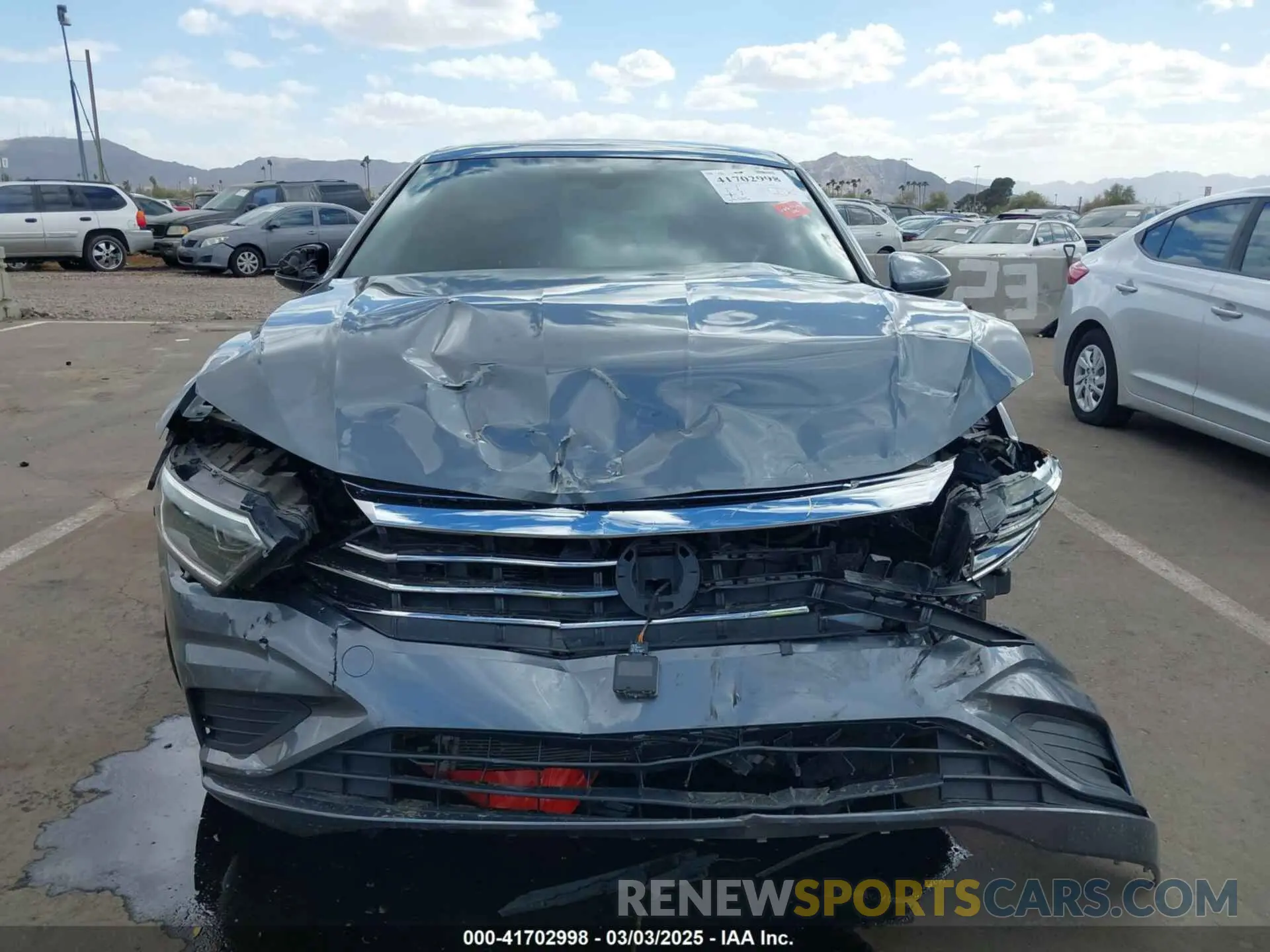 12 Photograph of a damaged car 3VWEB7BU8LM010315 VOLKSWAGEN JETTA 2020